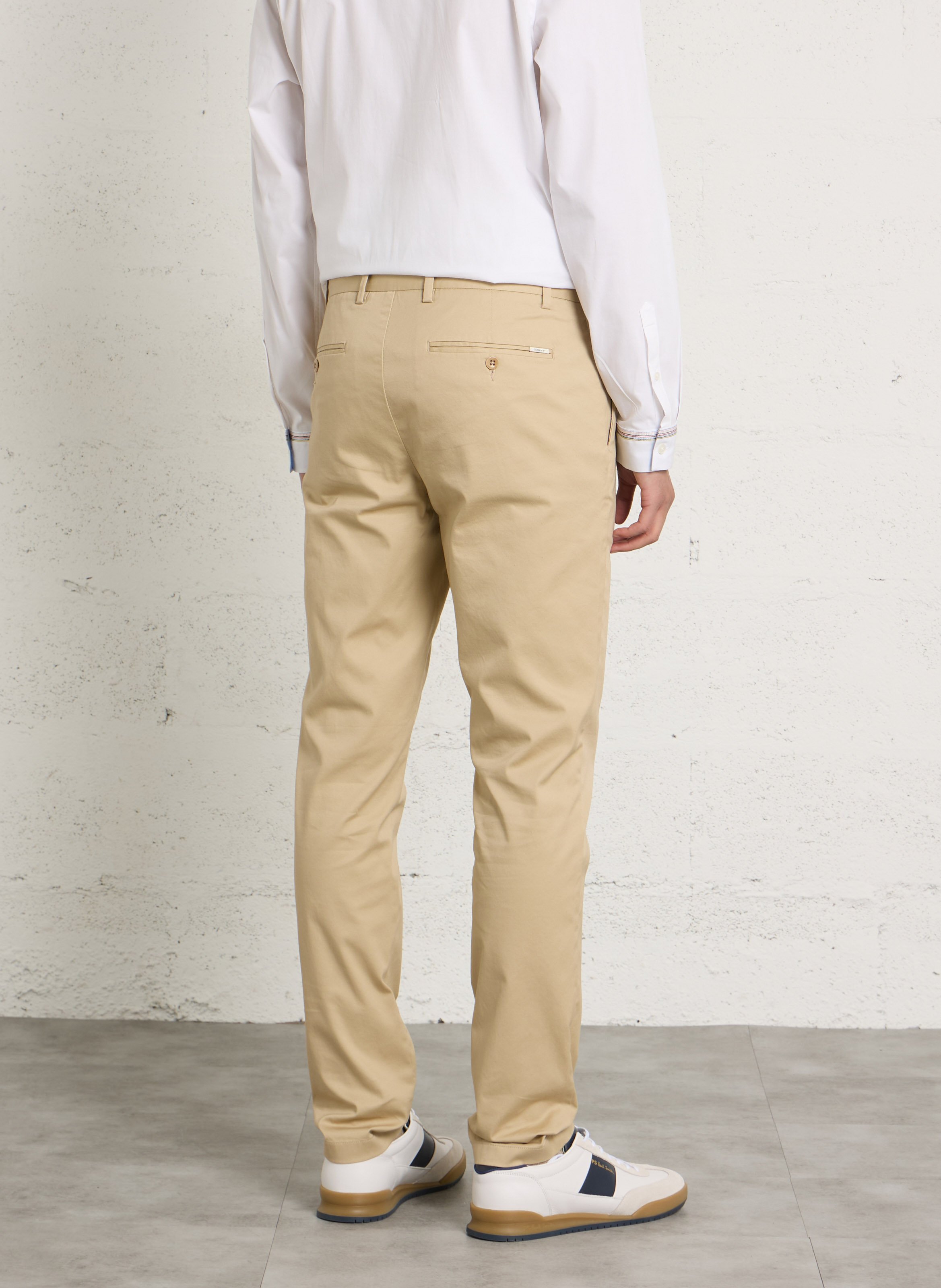 Pantalon chino droit uni GANT Beige
