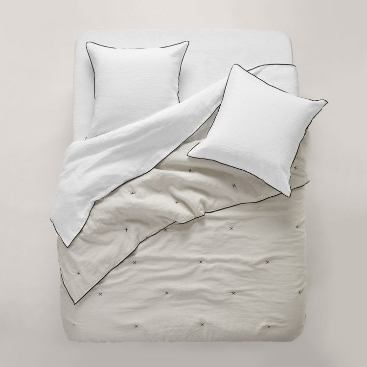 CARLINA - Quilted linen bedspread MADURA Beige