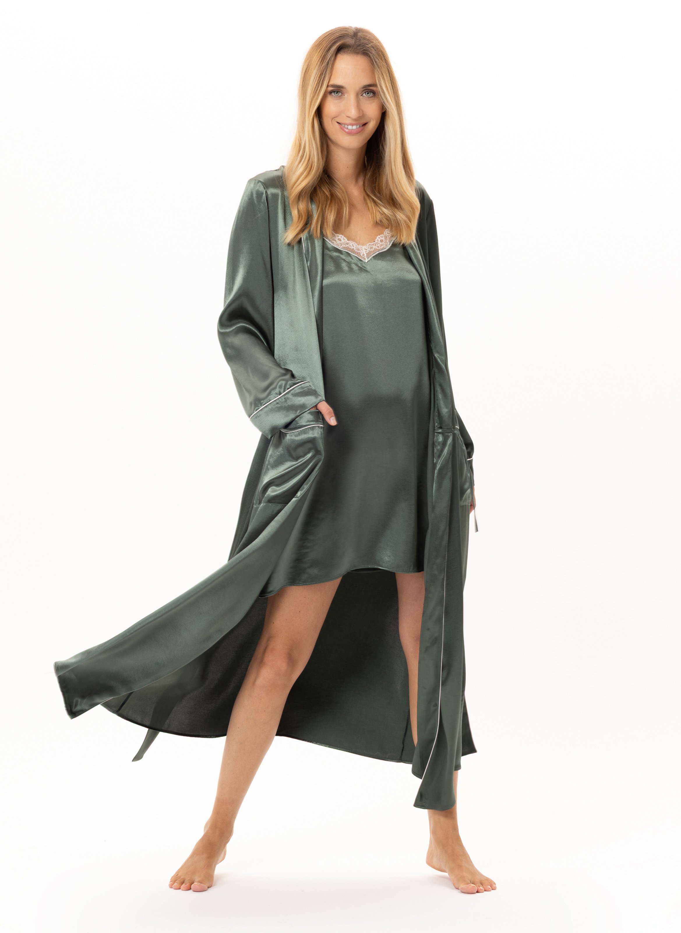 Viscose bathrobe LE CHAT Green