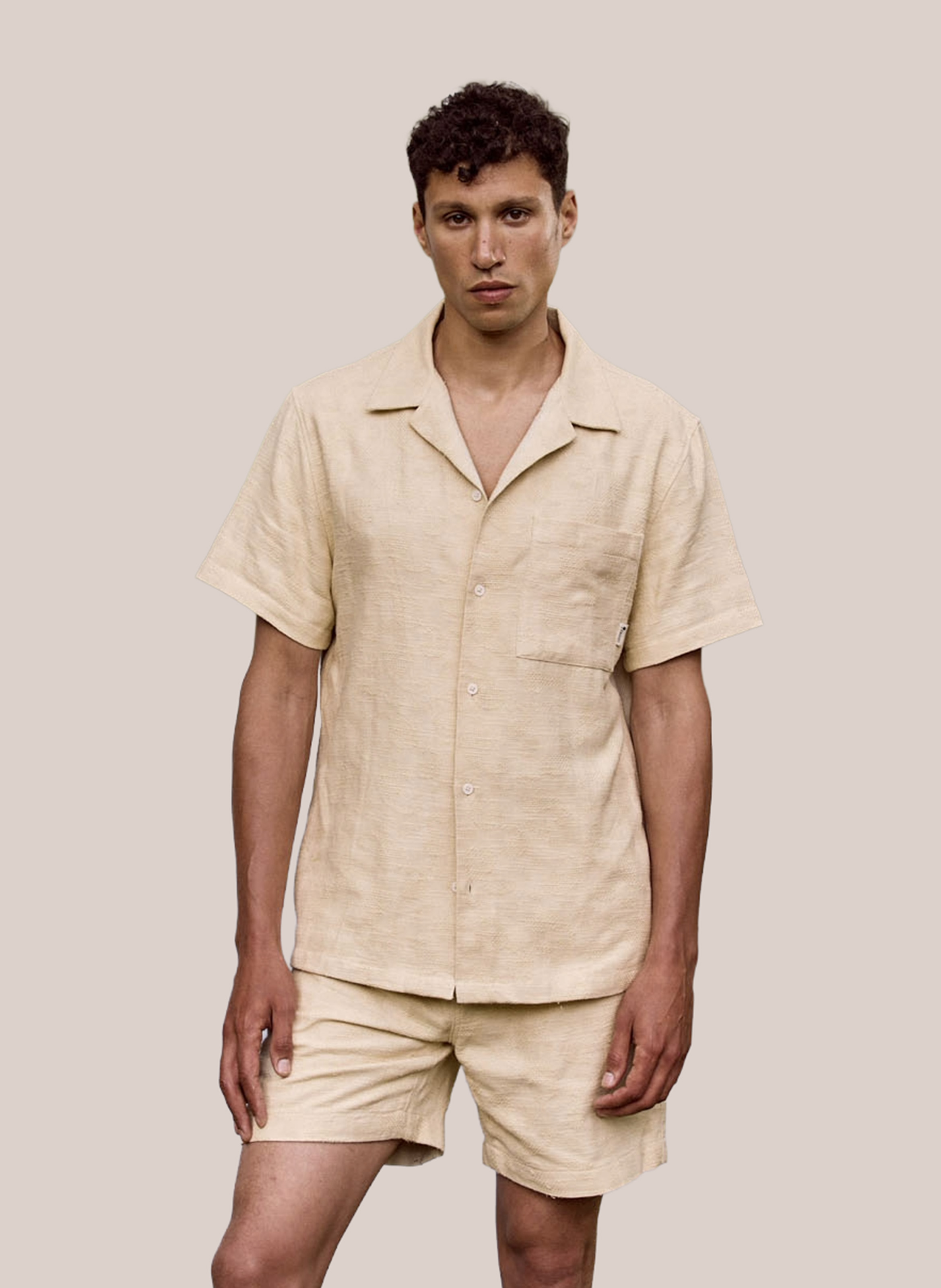 Rechte blouse met korte mouwen in effen kleur. FAGUO Beige