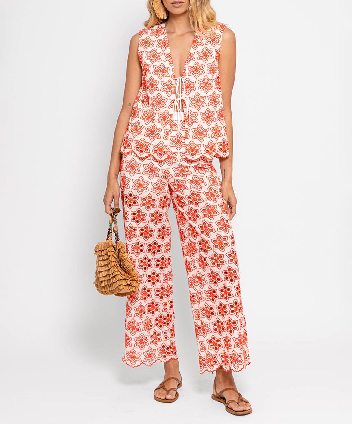 Gerade geschnittene bestickte Hose SUNDRESS Rot