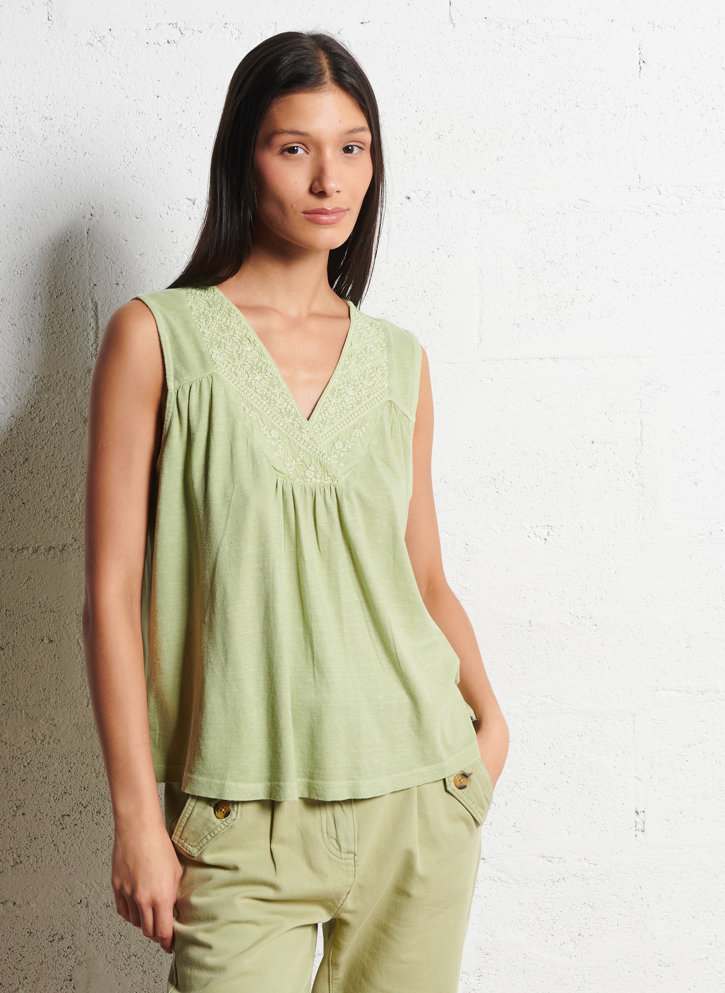 Embroidered V-neck Sleeveless Top MAISON 123