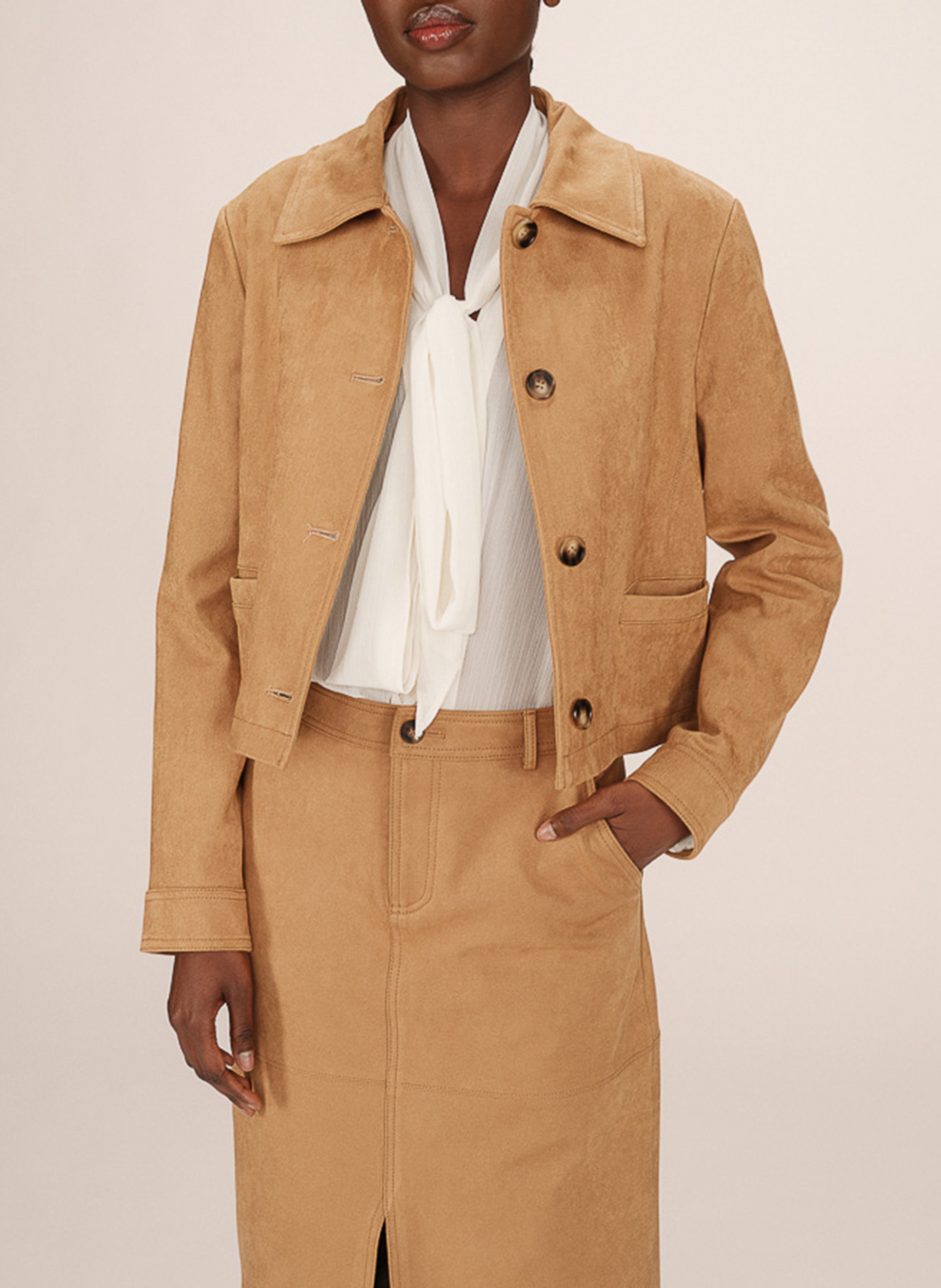 Kurze Jacke mit klassischem Kragen GRACE ET MILA Gelb