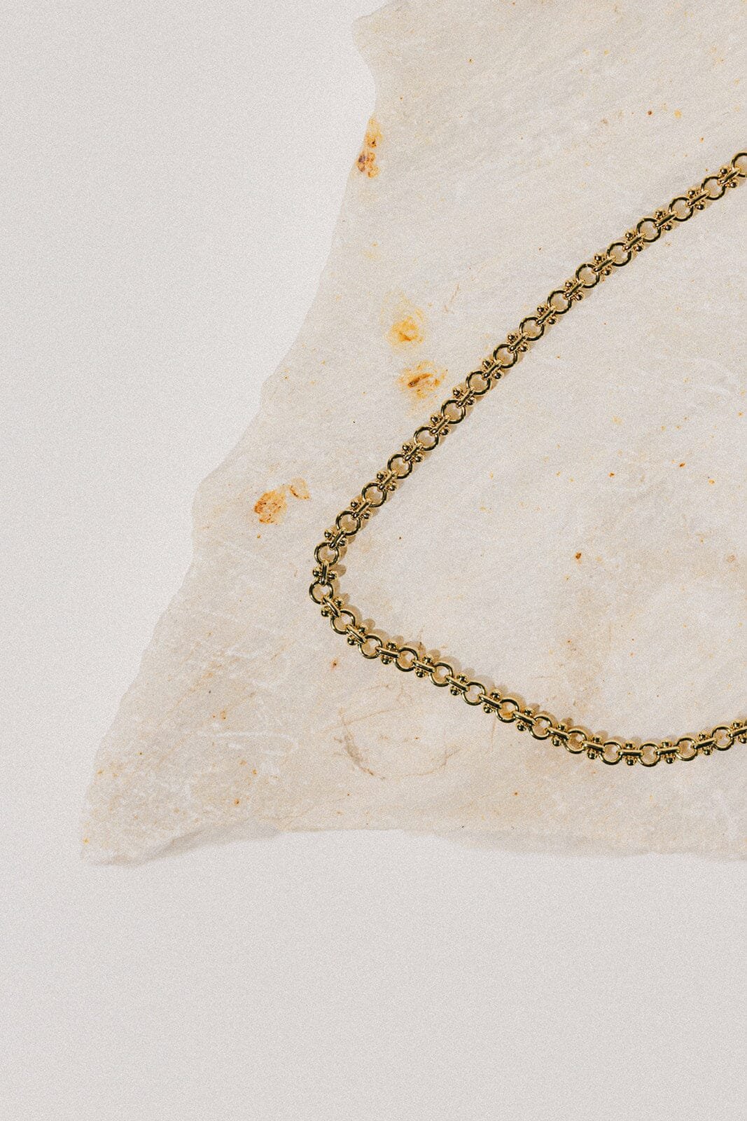 Fine gold necklace Golden