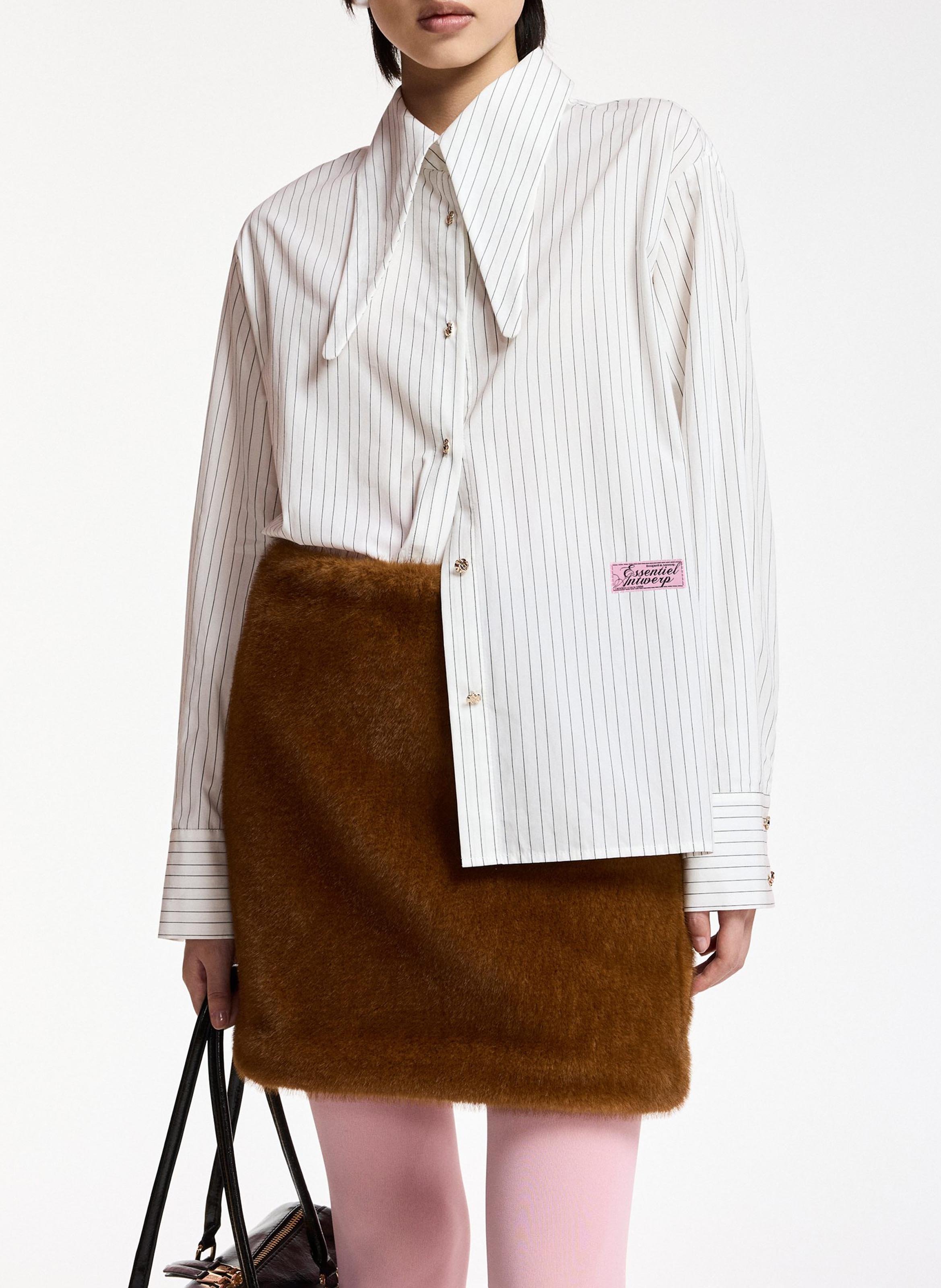 Shirt with pointed collar in organic cotton ESSENTIEL ANTWERP