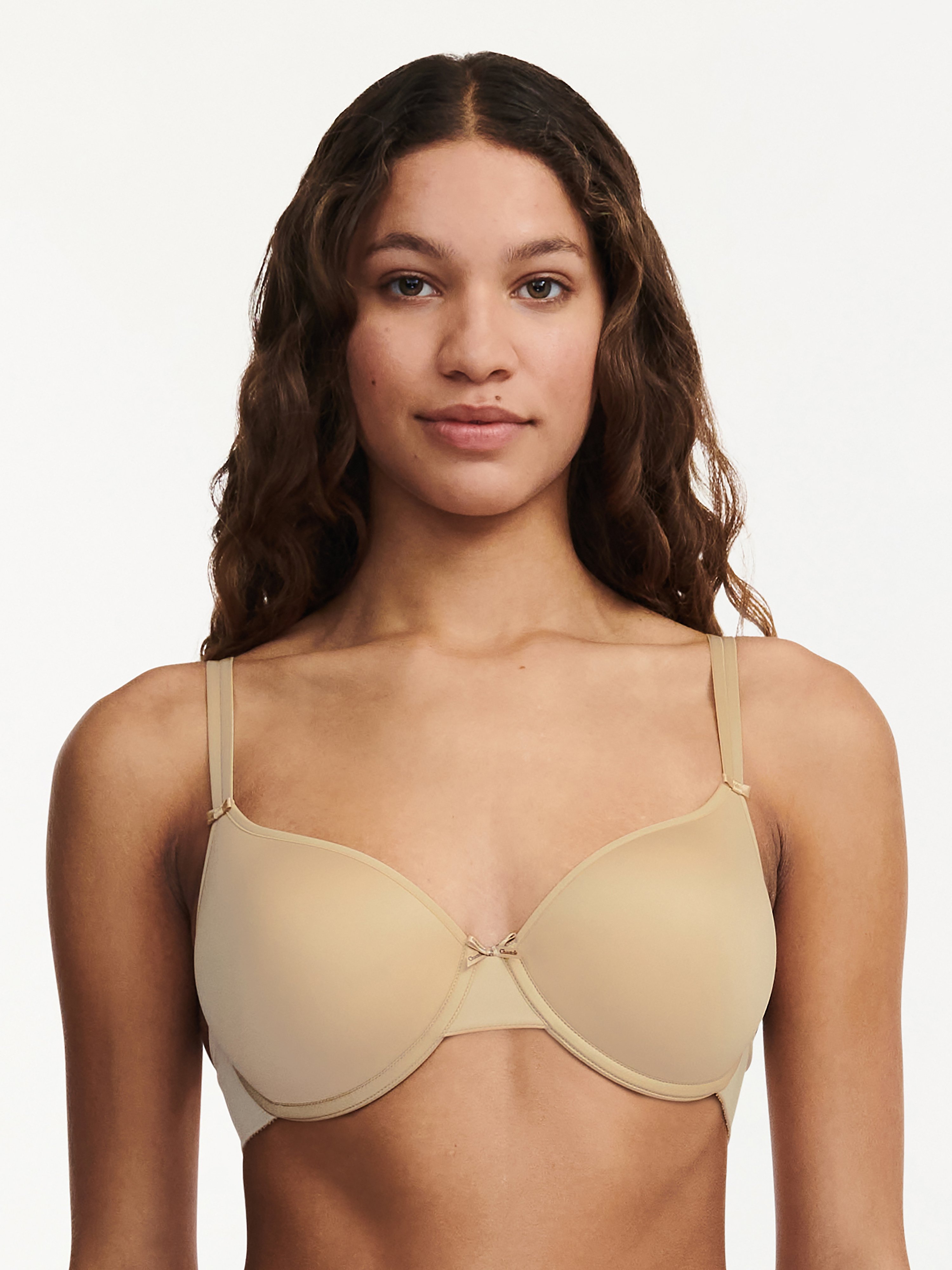Full-cup shape memory bra CHANTELLE Beige