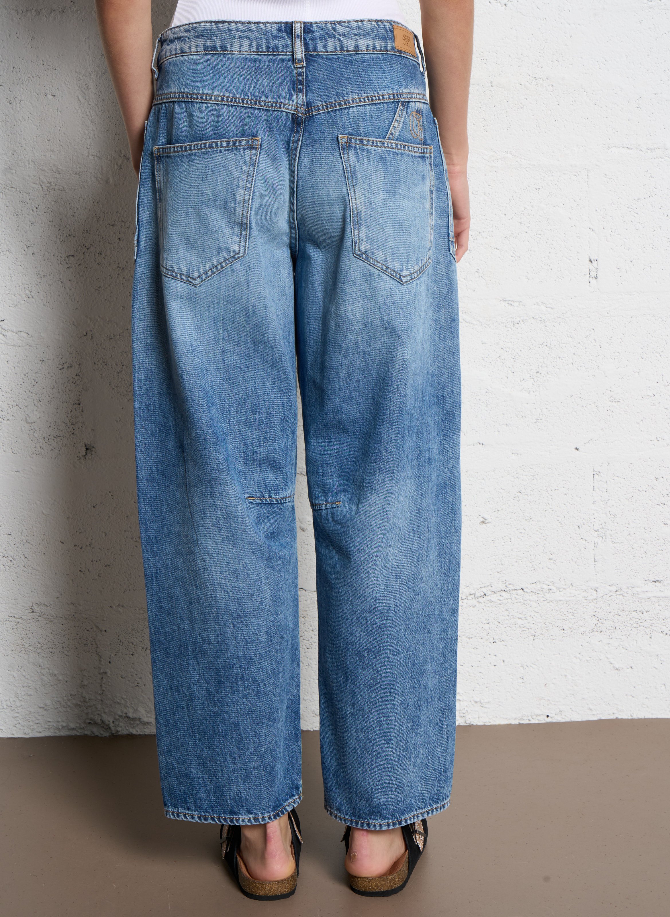 MADIE LE TEMPS DES CERISES Bleu