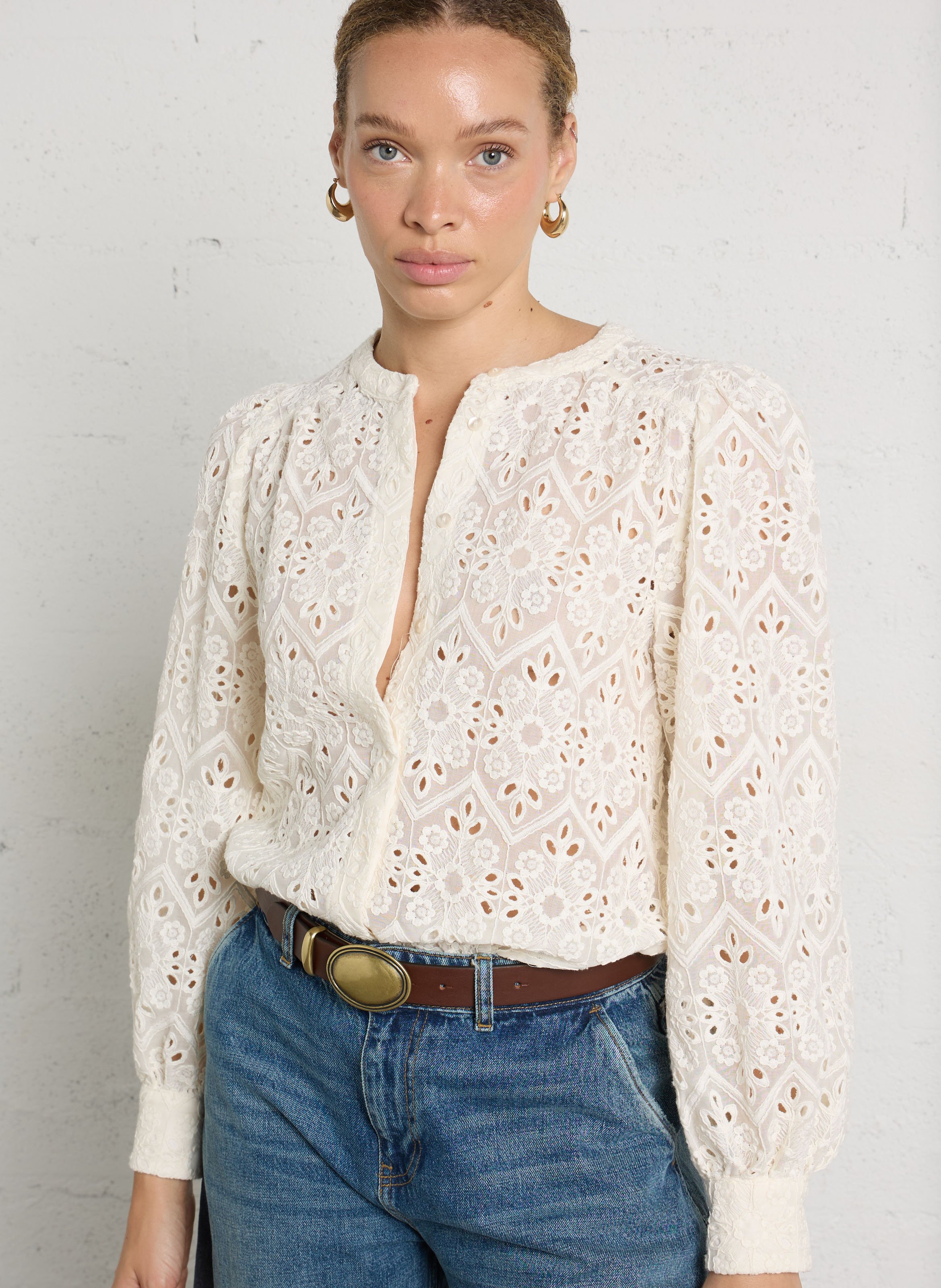 Straight shirt with round embroidered collar MAISON 123 Beige