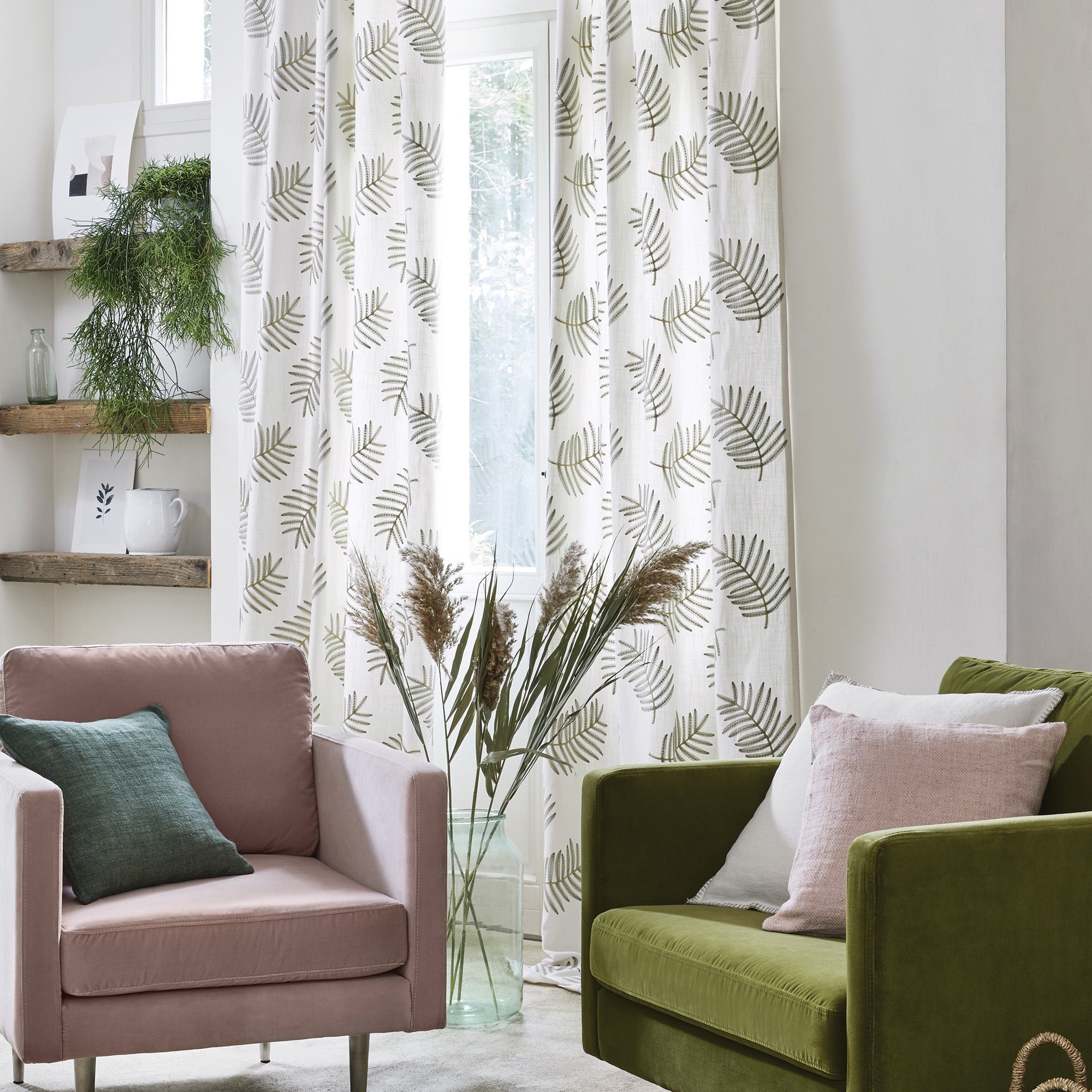 Curtain with gilt eyelets MADURA White