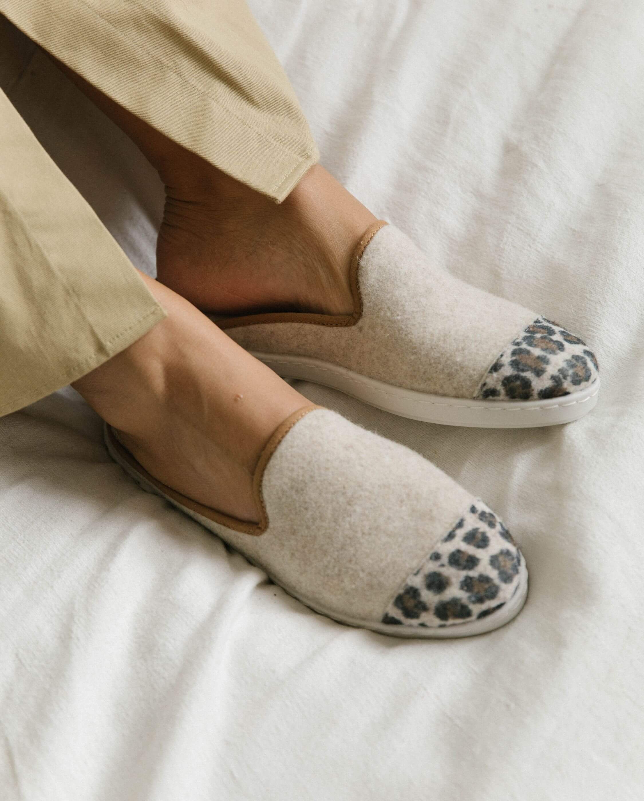 Women's wool mule, beige leopard ANGARDE Beige