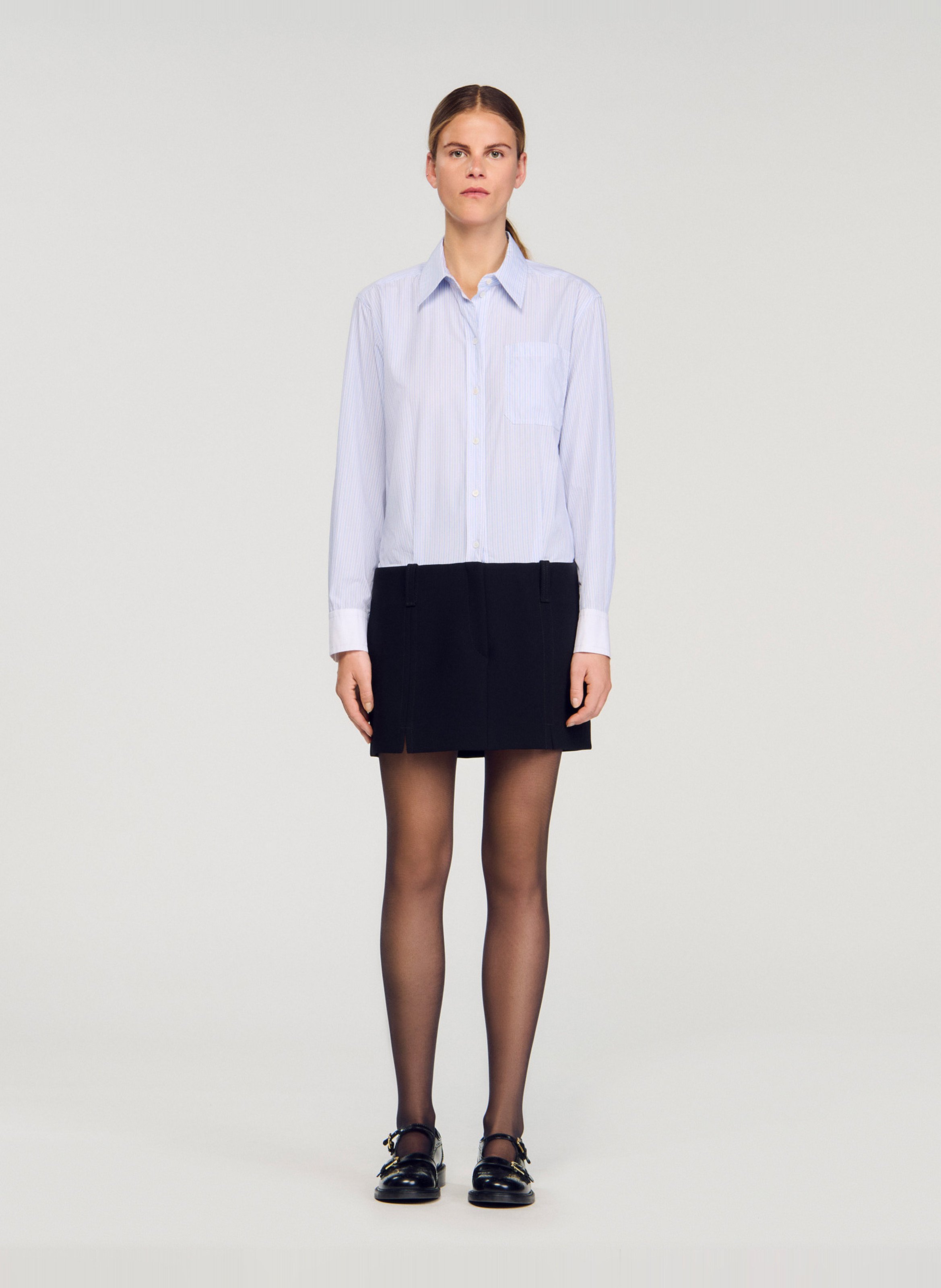 Korte katoenen jurk met klassieke kraag. SANDRO Zwart