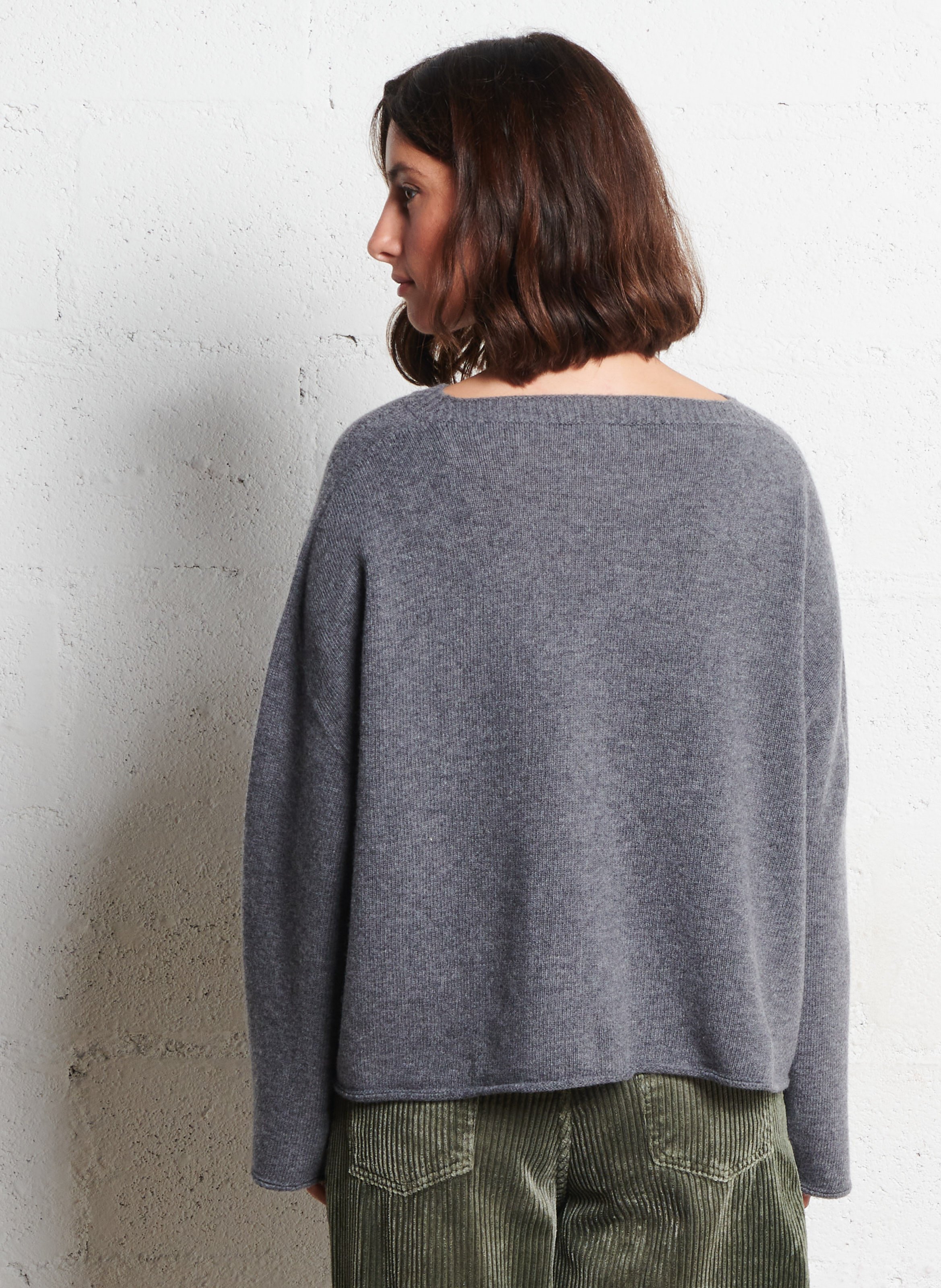 Loose-fit round-neck wool jumper HOD PARIS Grey