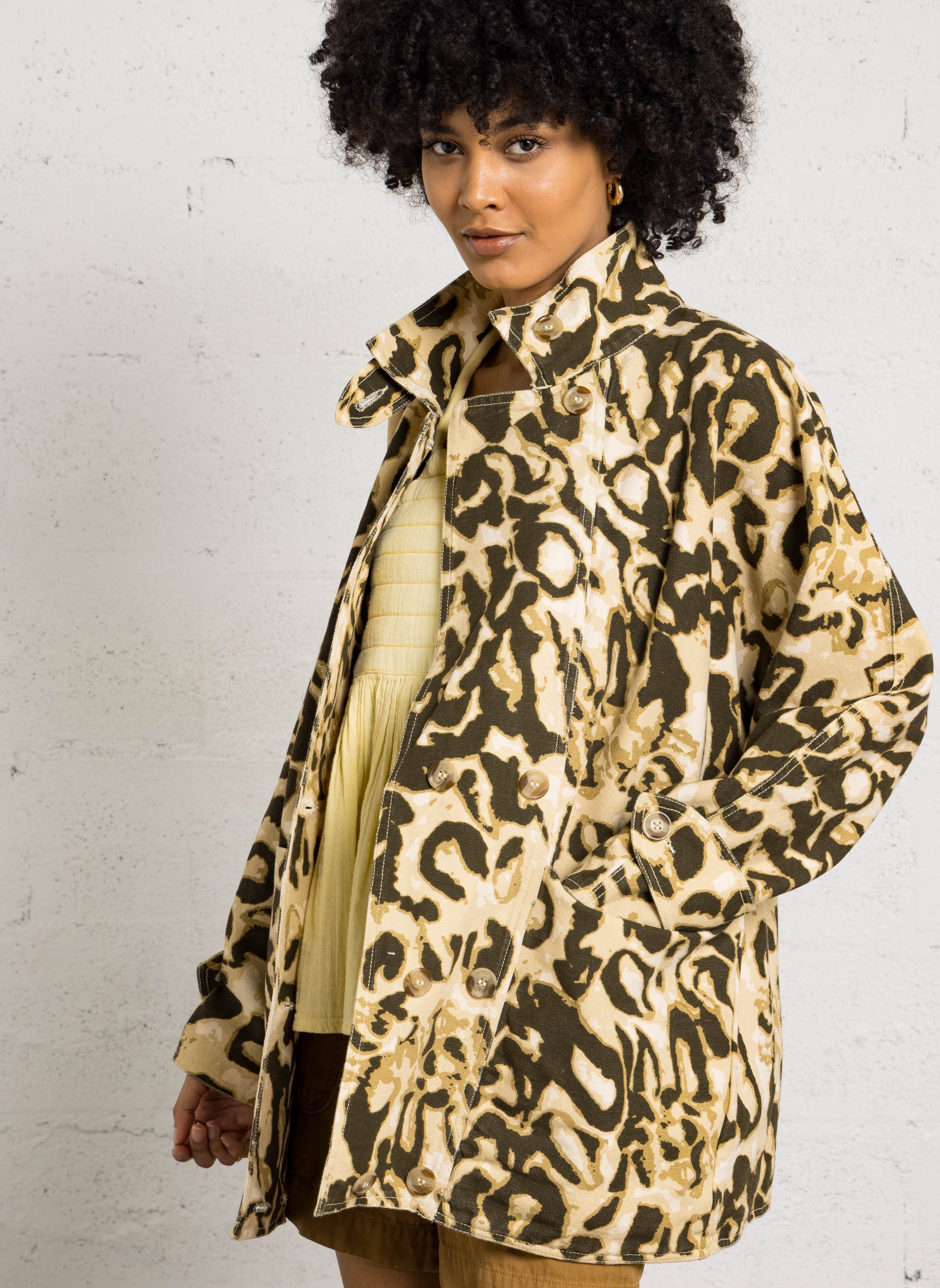 Oversized button-up jacket with patterns LEON & HARPER Beige