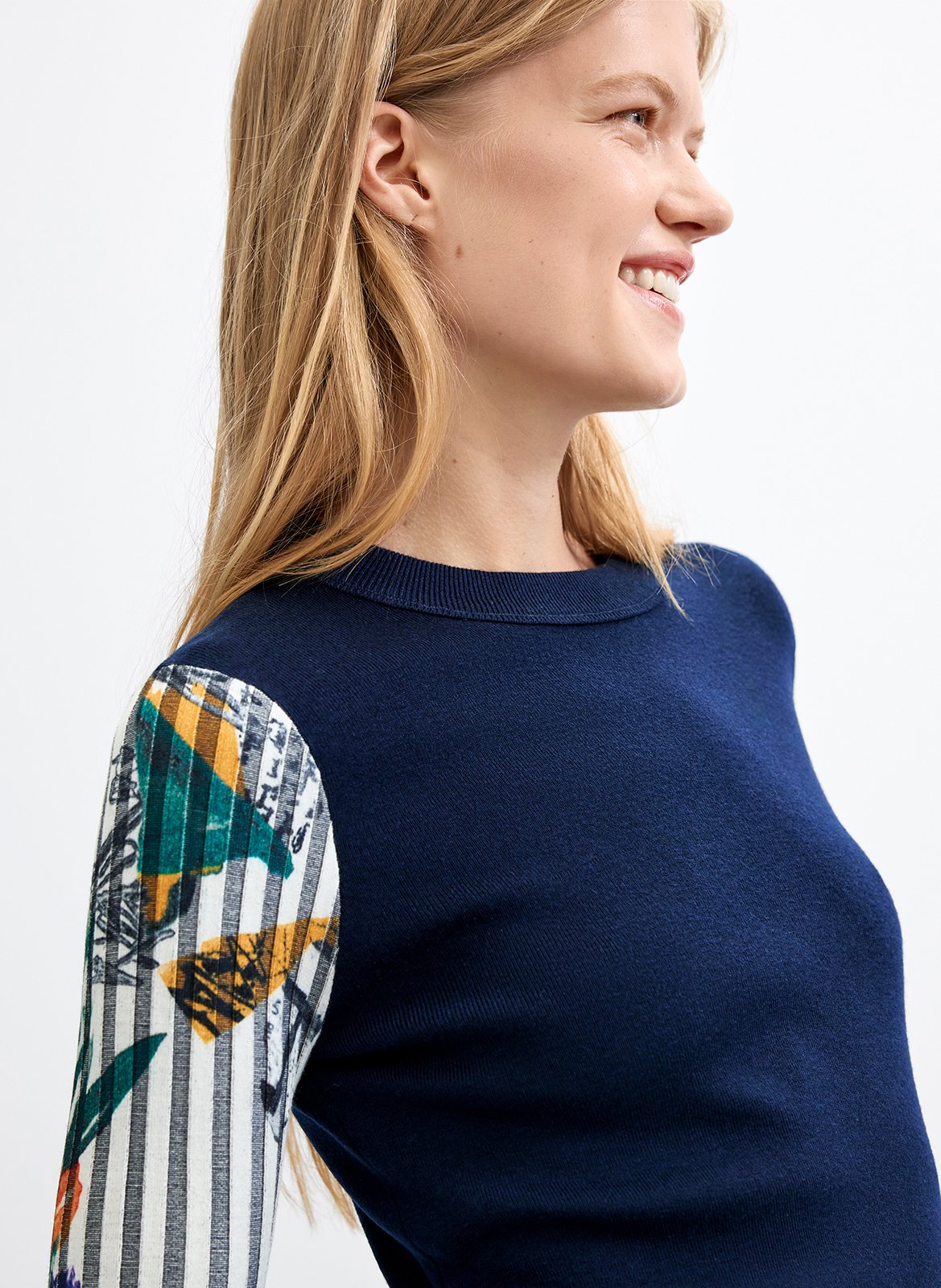 Pull col rond  DESIGUAL Bleu