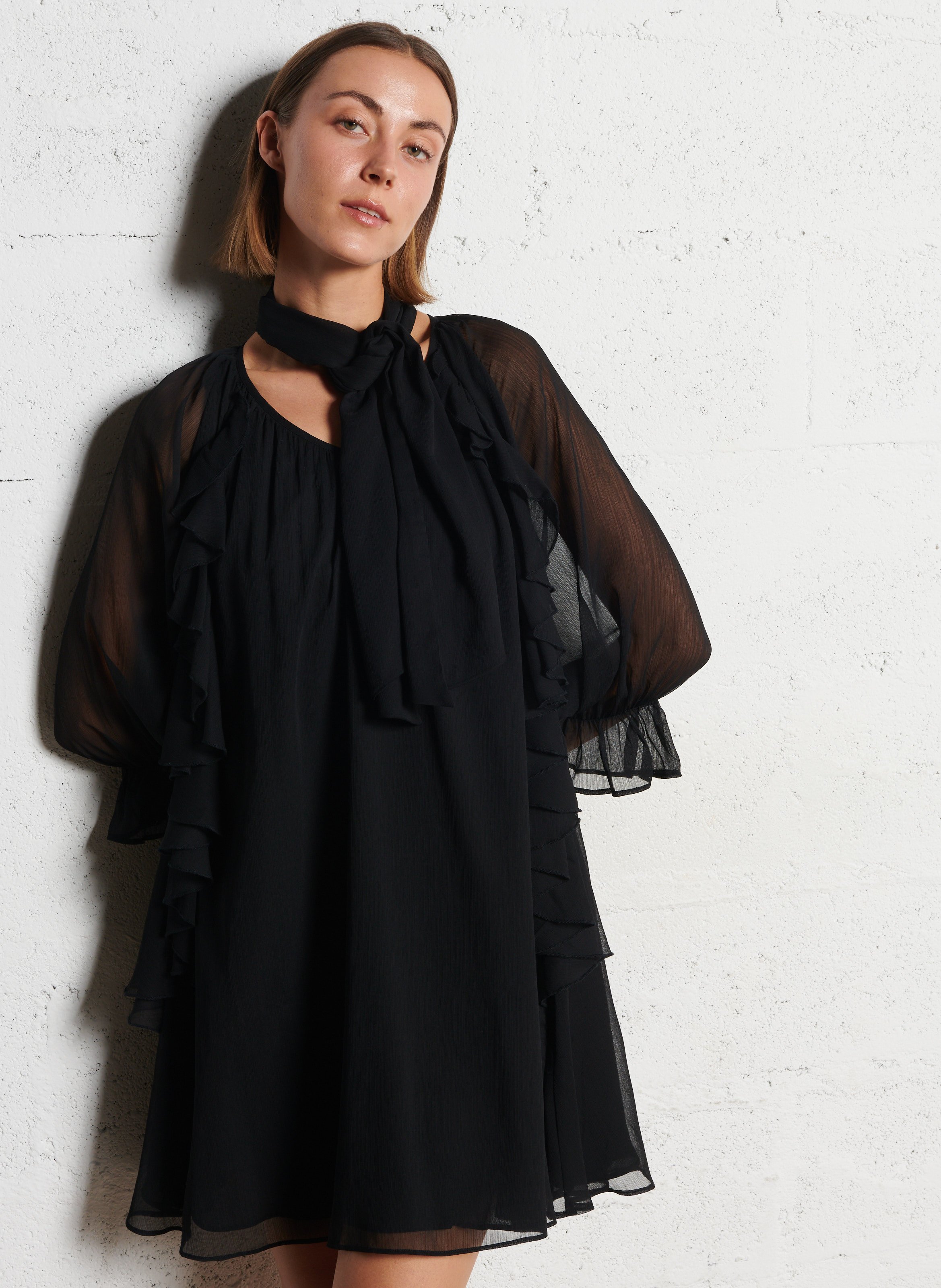 Kurzkleid aus Viskose-Mix IKKS Schwarz