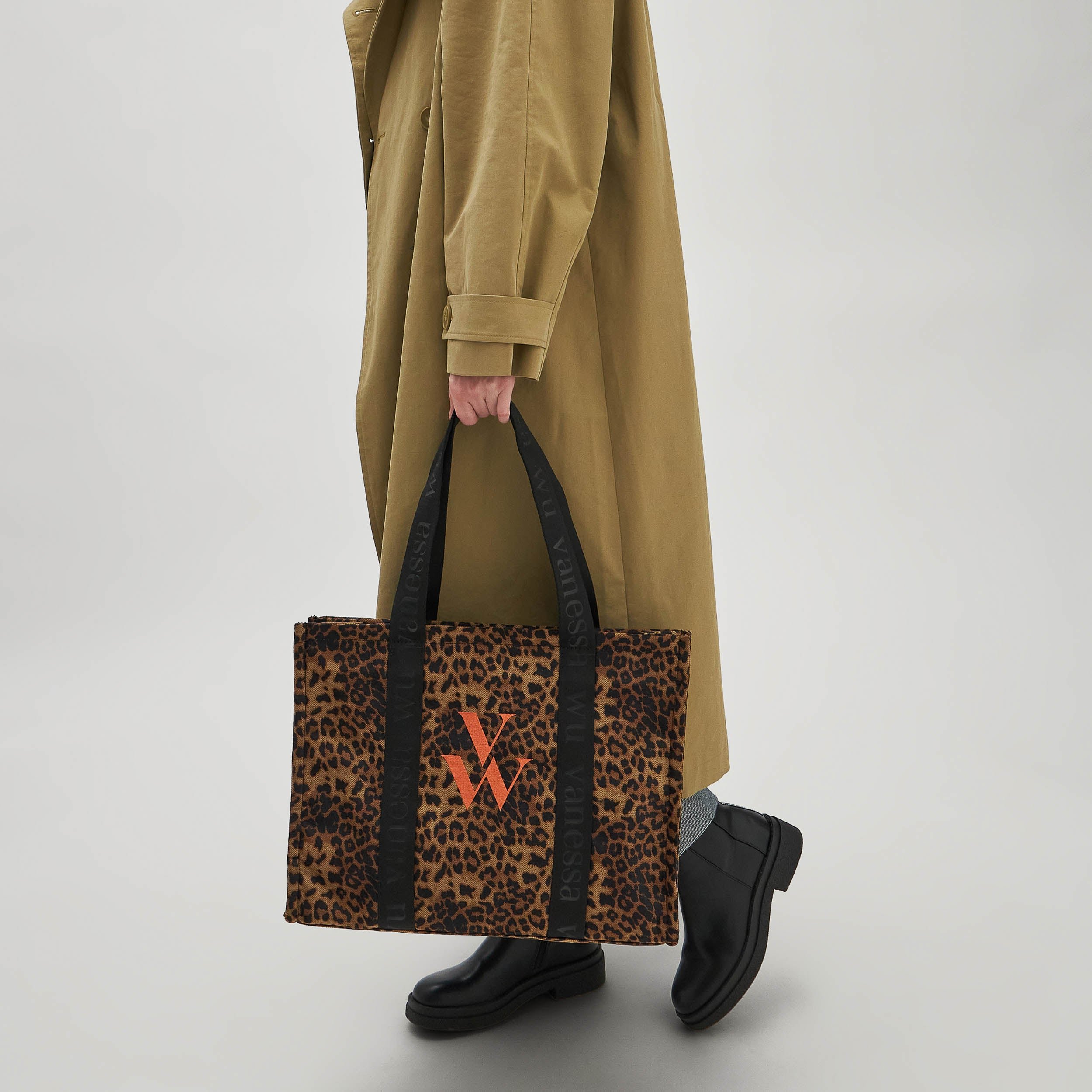 Canvas tote bag VANESSA WU Brown