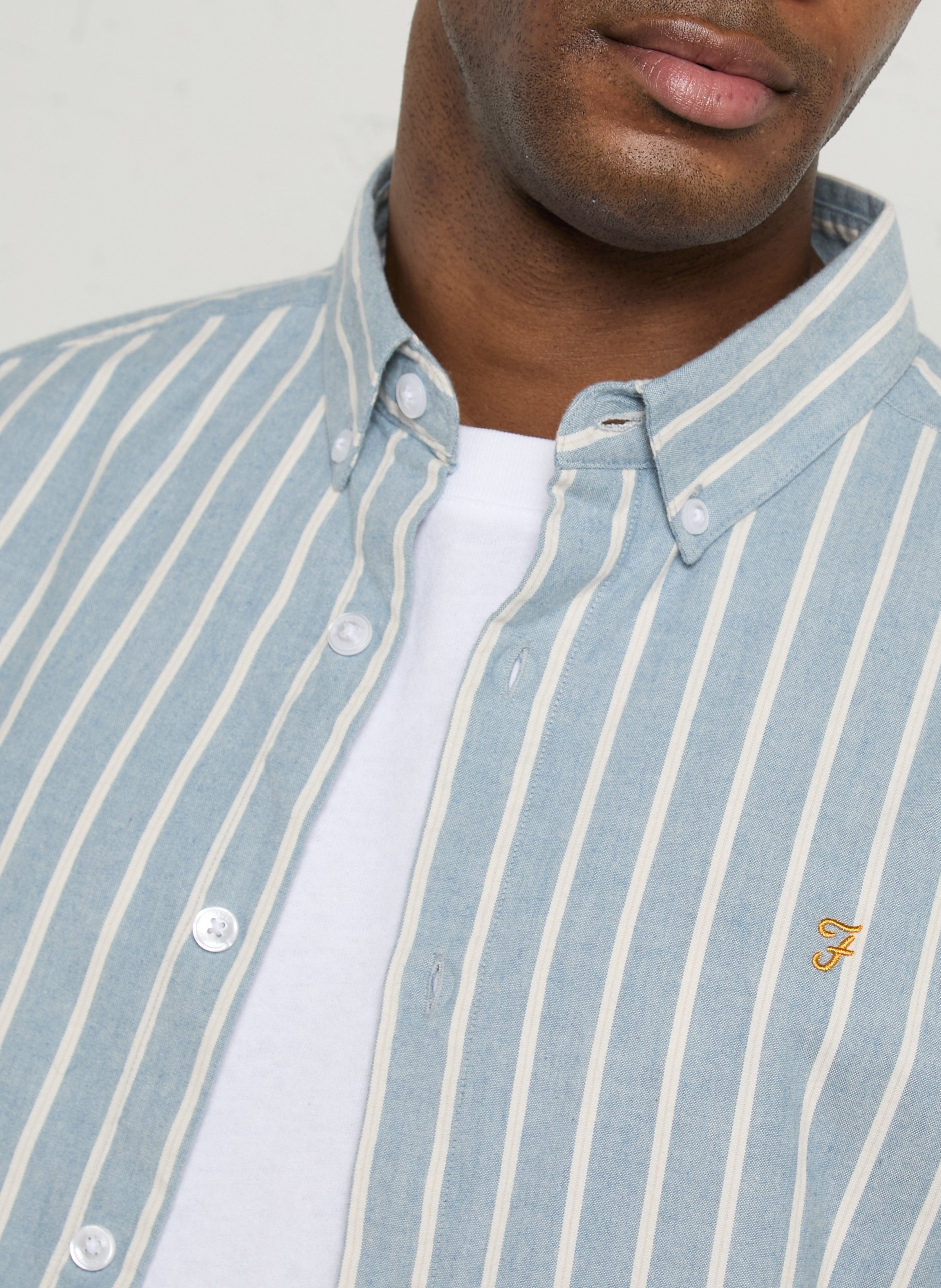 Chemise regular-fit col américain rayé en coton bio FARAH Bleu