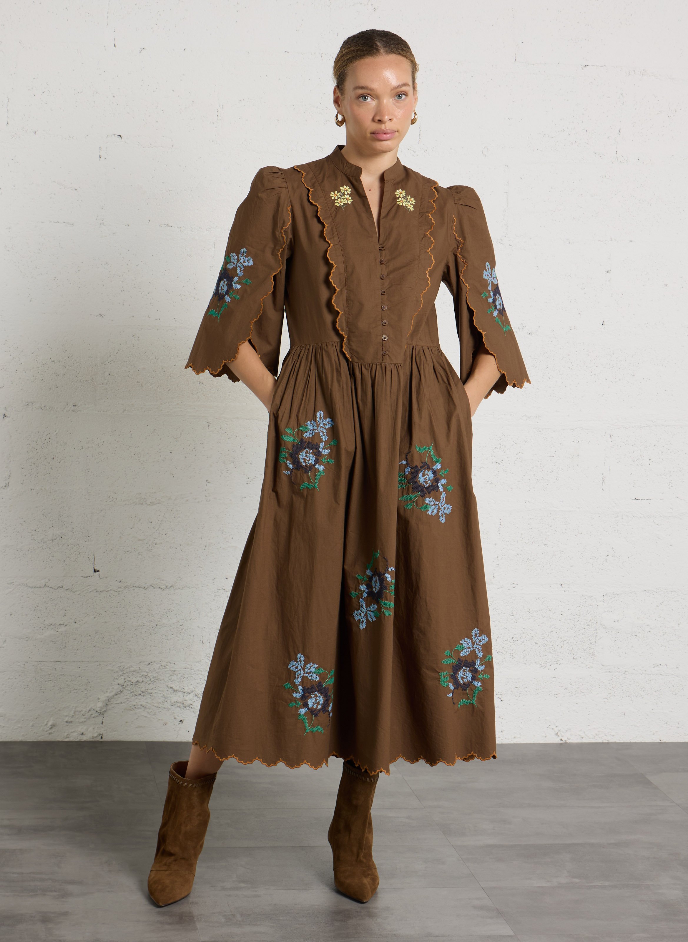 Long organic cotton V-neck dress STELLA NOVA Brown