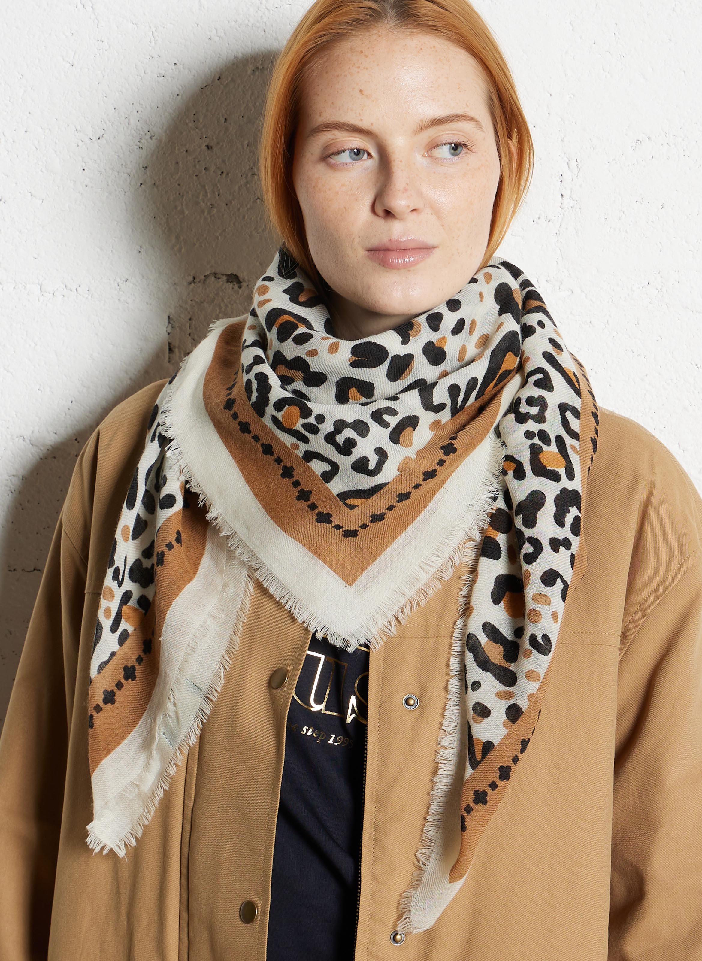 Bedrucktes Tuch aus Wolle und Seide MAISON LECOMTE FLAMENT Beige