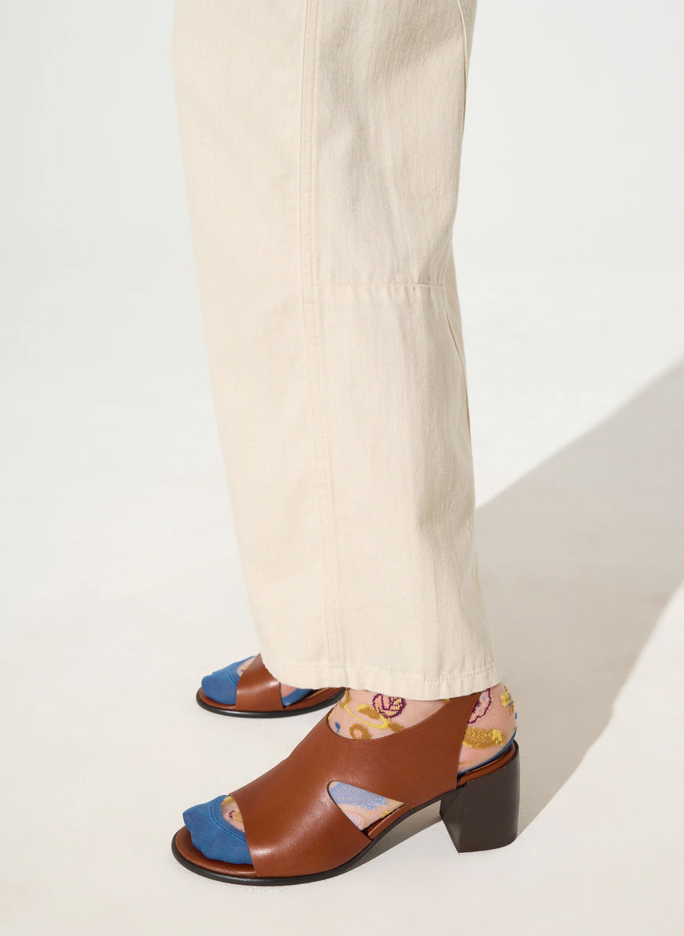 Jean large taille mi haute ACOTE Blanc