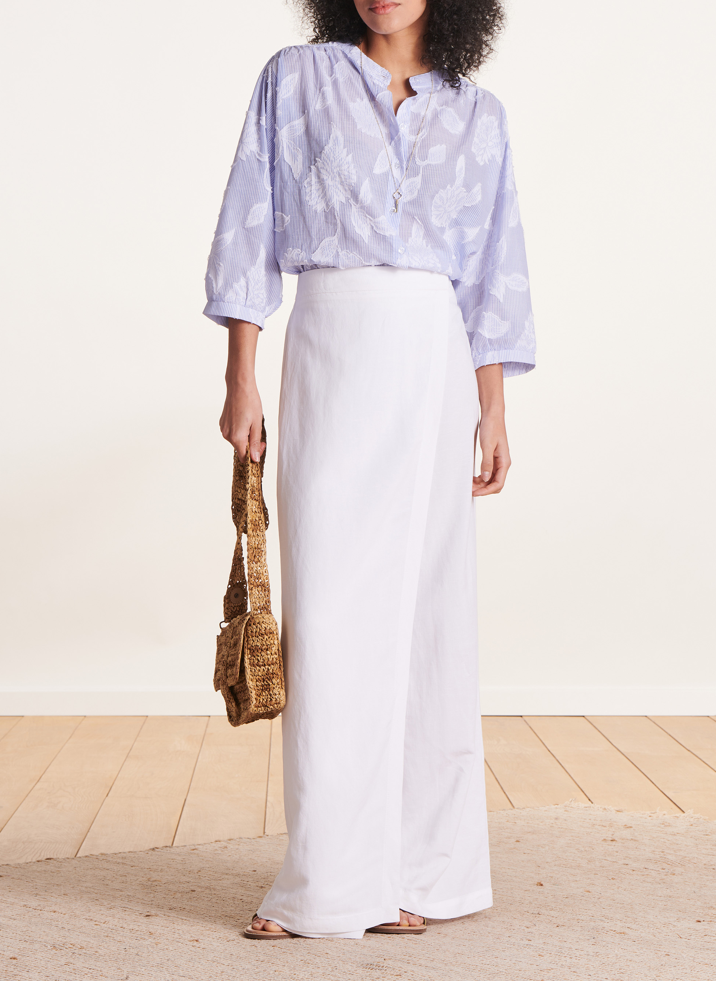 Blouse met Mao-kraag en bloemenprint LA FEE MARABOUTEE Blauw