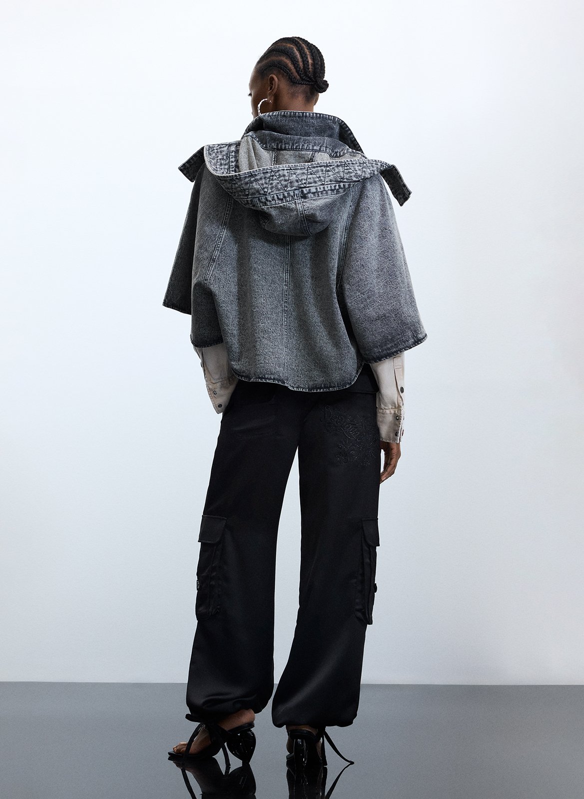 Wijde denim poncho DESIGUAL Zwart