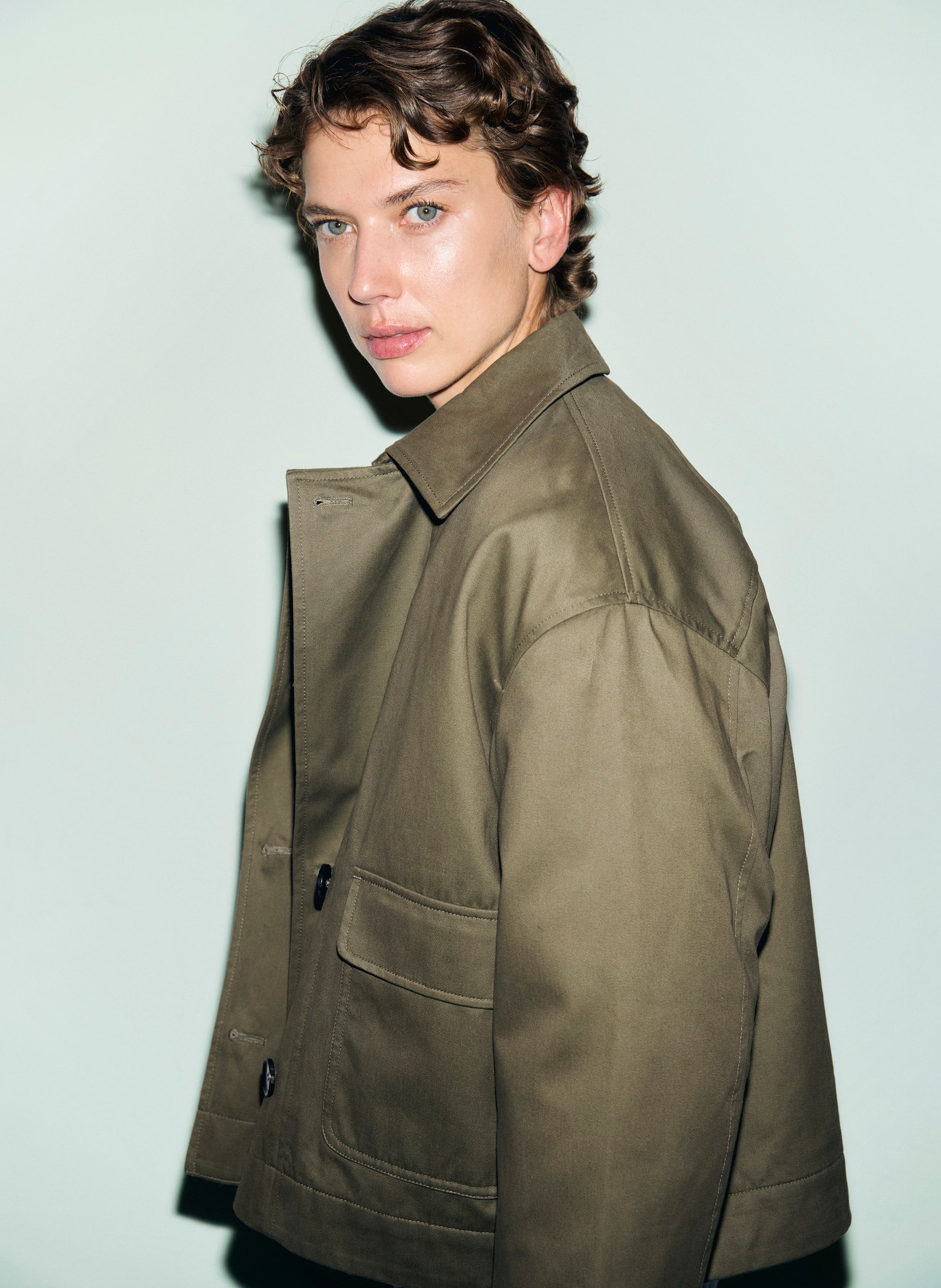 Veste courte droite boutonnée unie GERARD DAREL Kaki