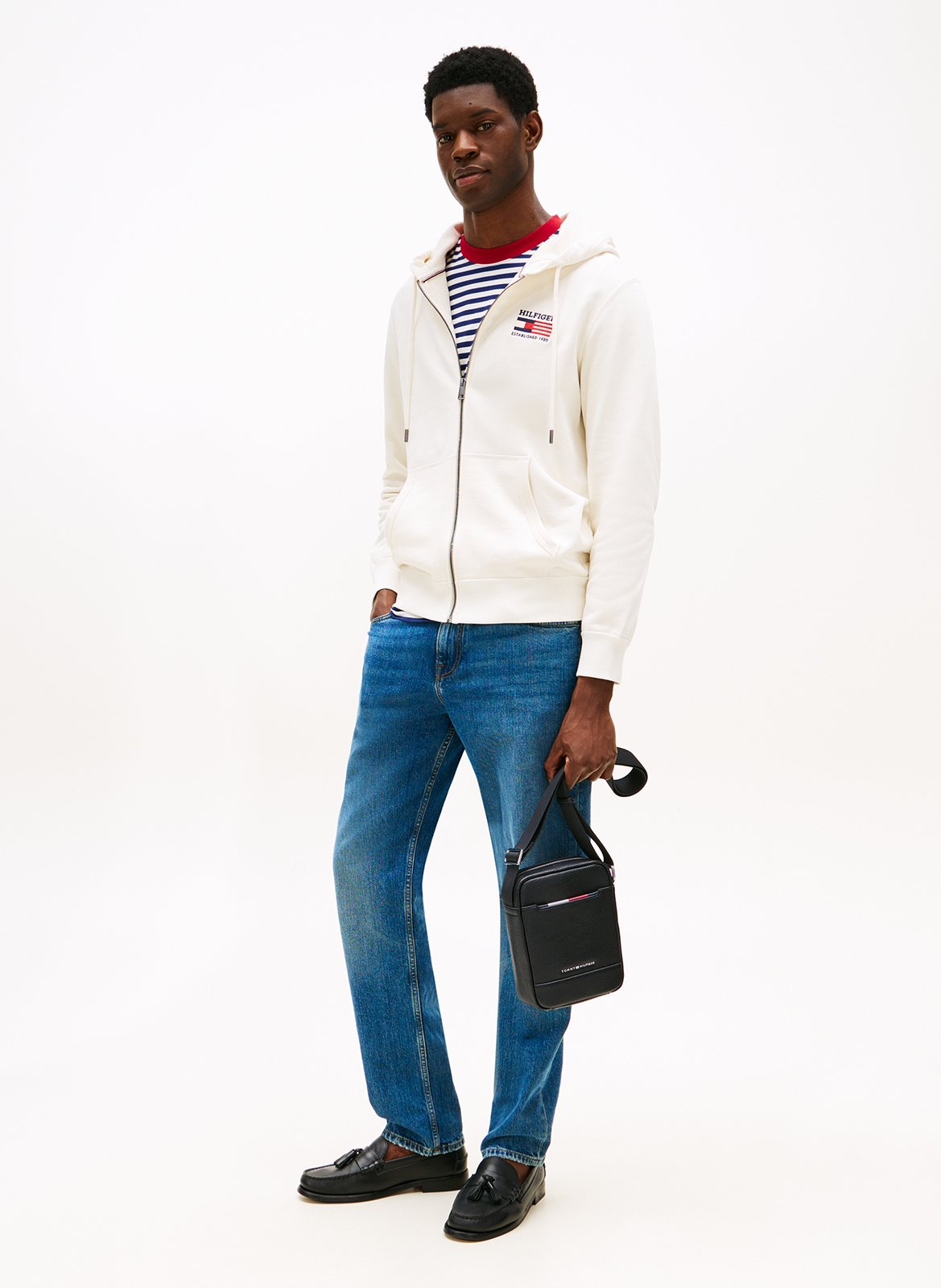 Zipped shoulder bag with grained effect Black Tommy Hilfiger