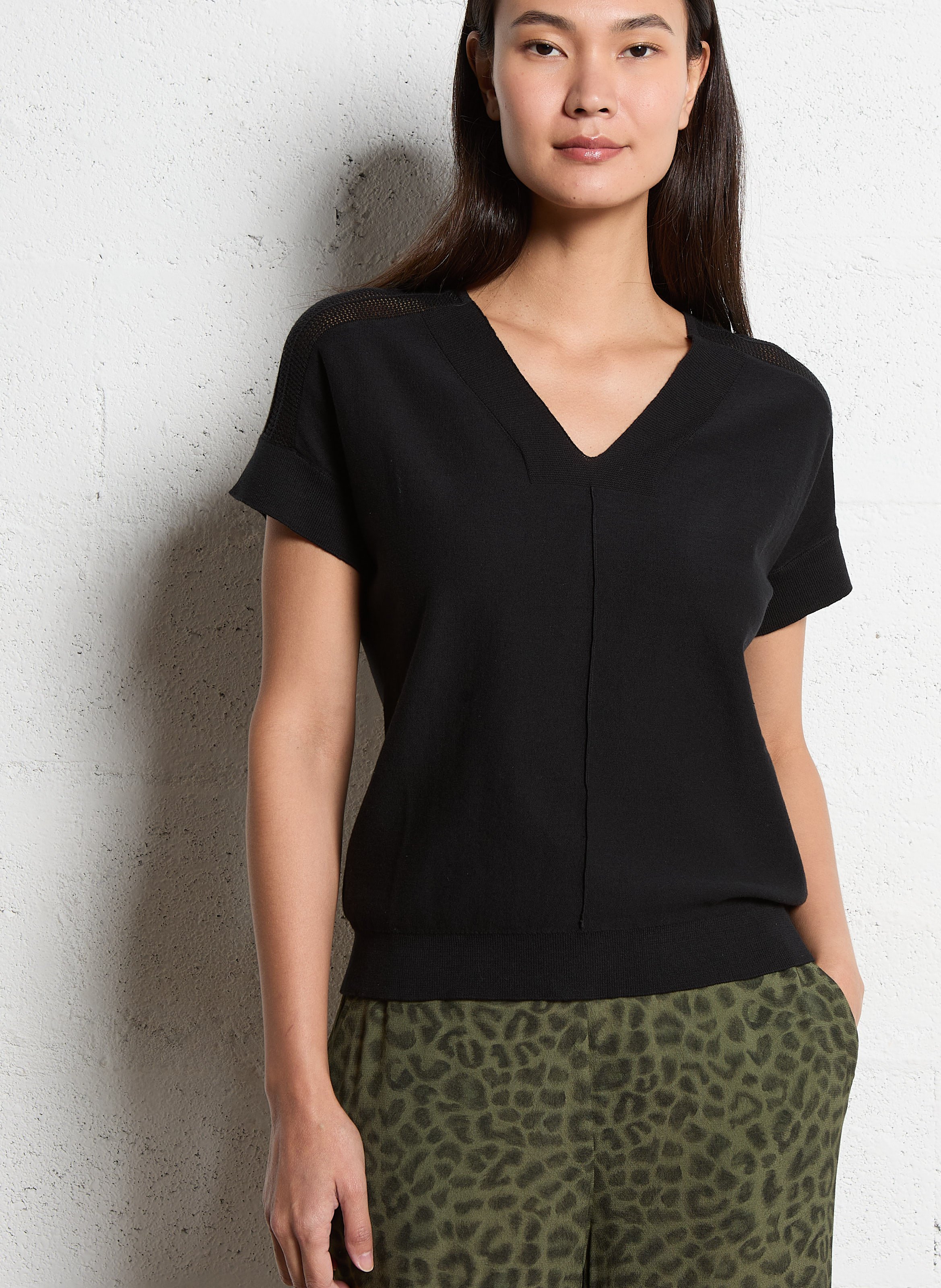 Pull col V manches courtes uni MAISON 123 Noir