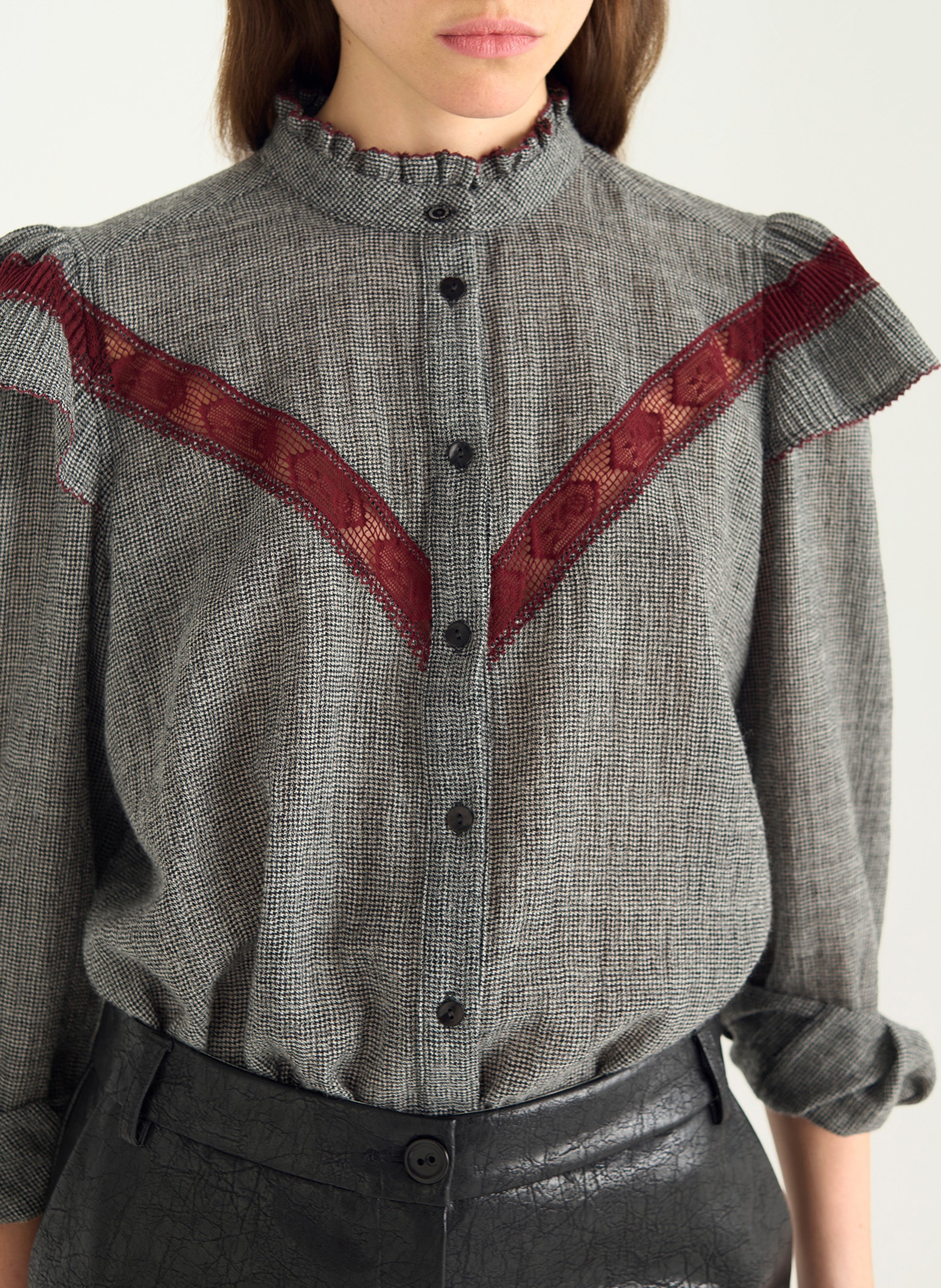 Chemise droite imprimée à dentelle et volants COTELAC Noir