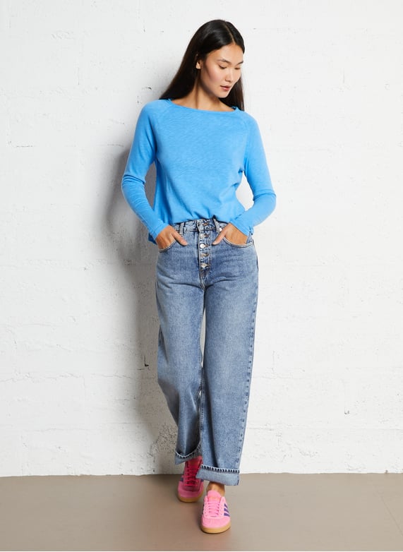 Hoge taille rechte jeans in gewassen denim | Blauw by BERENICE Hoge taille rechte jeans in gewassen denim Blauw