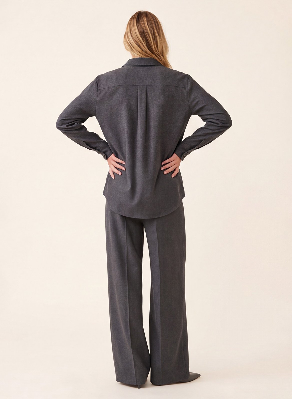 Rechte blouse met klassieke kraag KOOKAI Grijs
