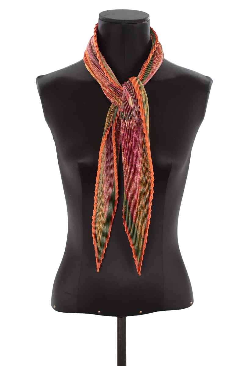 Foulard En Soie Multicolore Hermes Seconde Main Femme 014720133 Place des Tendances