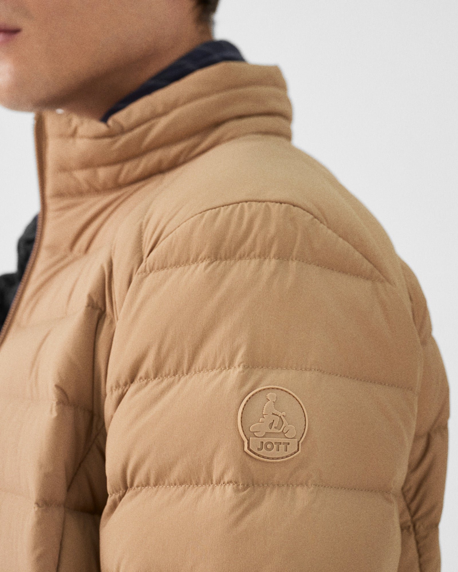 Stretch light down jacket Aragon JOTT Brown