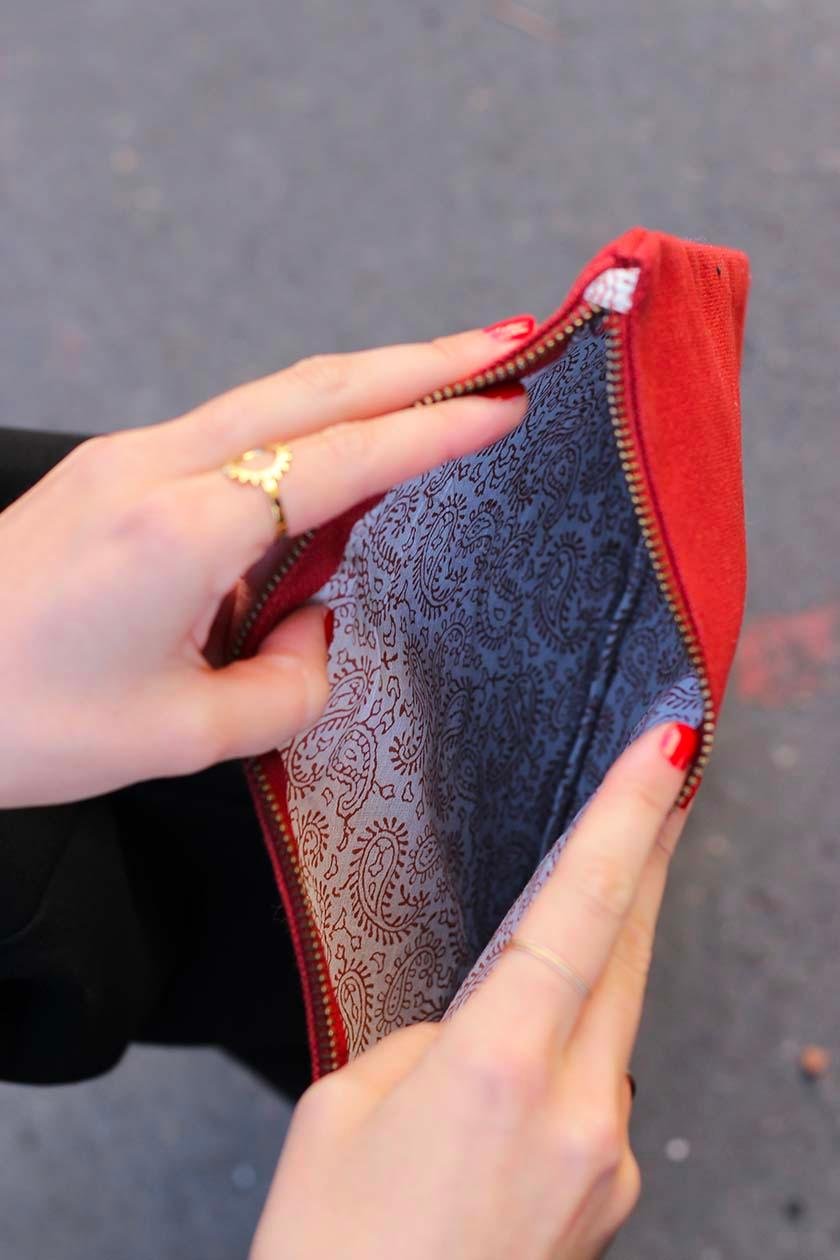 Pochette ema éponge bleu nuage HINDBAG Rouge