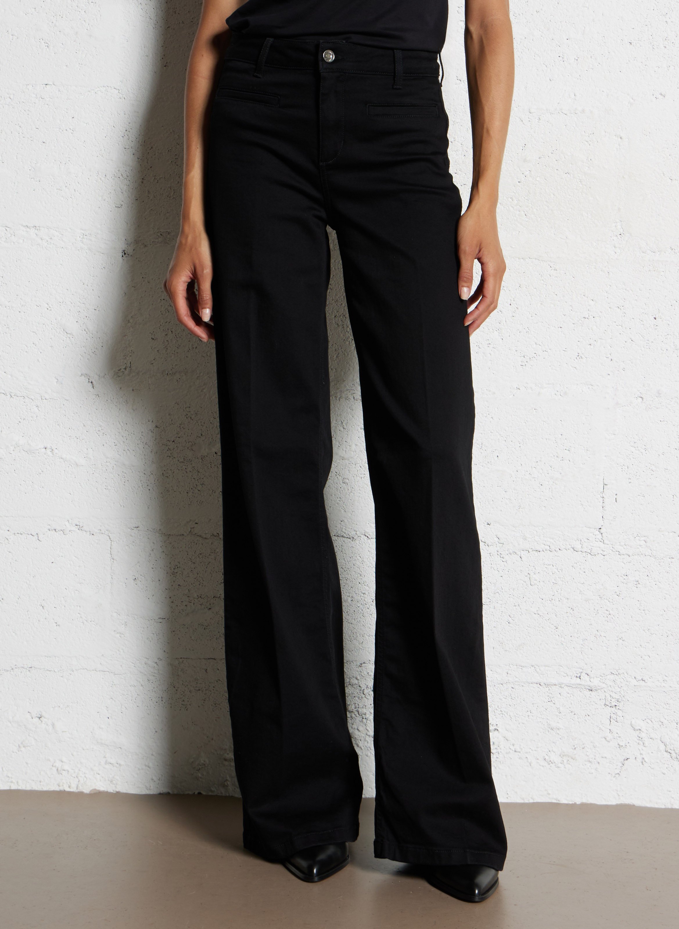 Farbige Straight Cut Jeans mit 5 Taschen LIU JO Schwarz