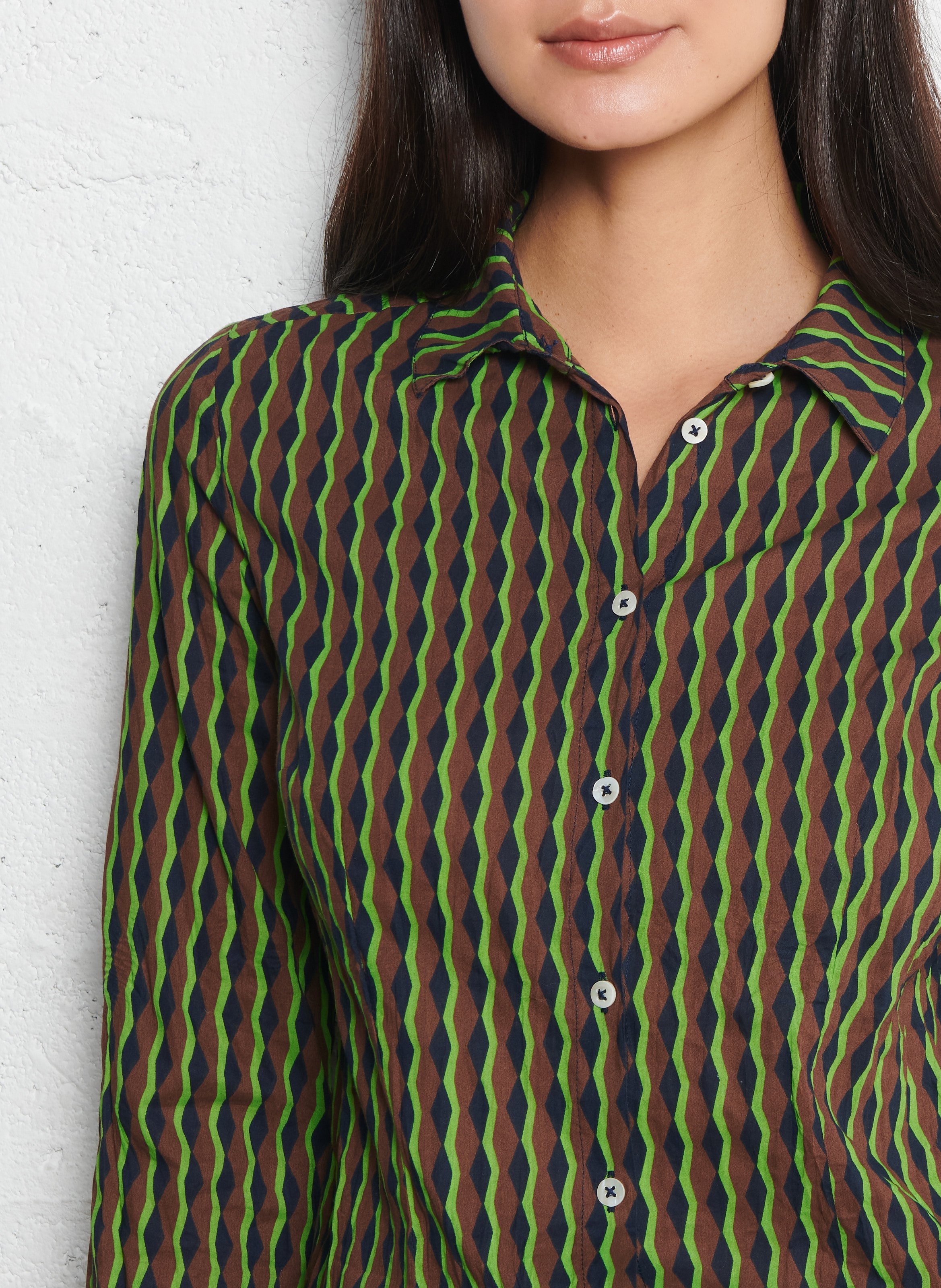 Chemise cintrée imprimé zigzag en coton froissé NICE THINGS Bleu