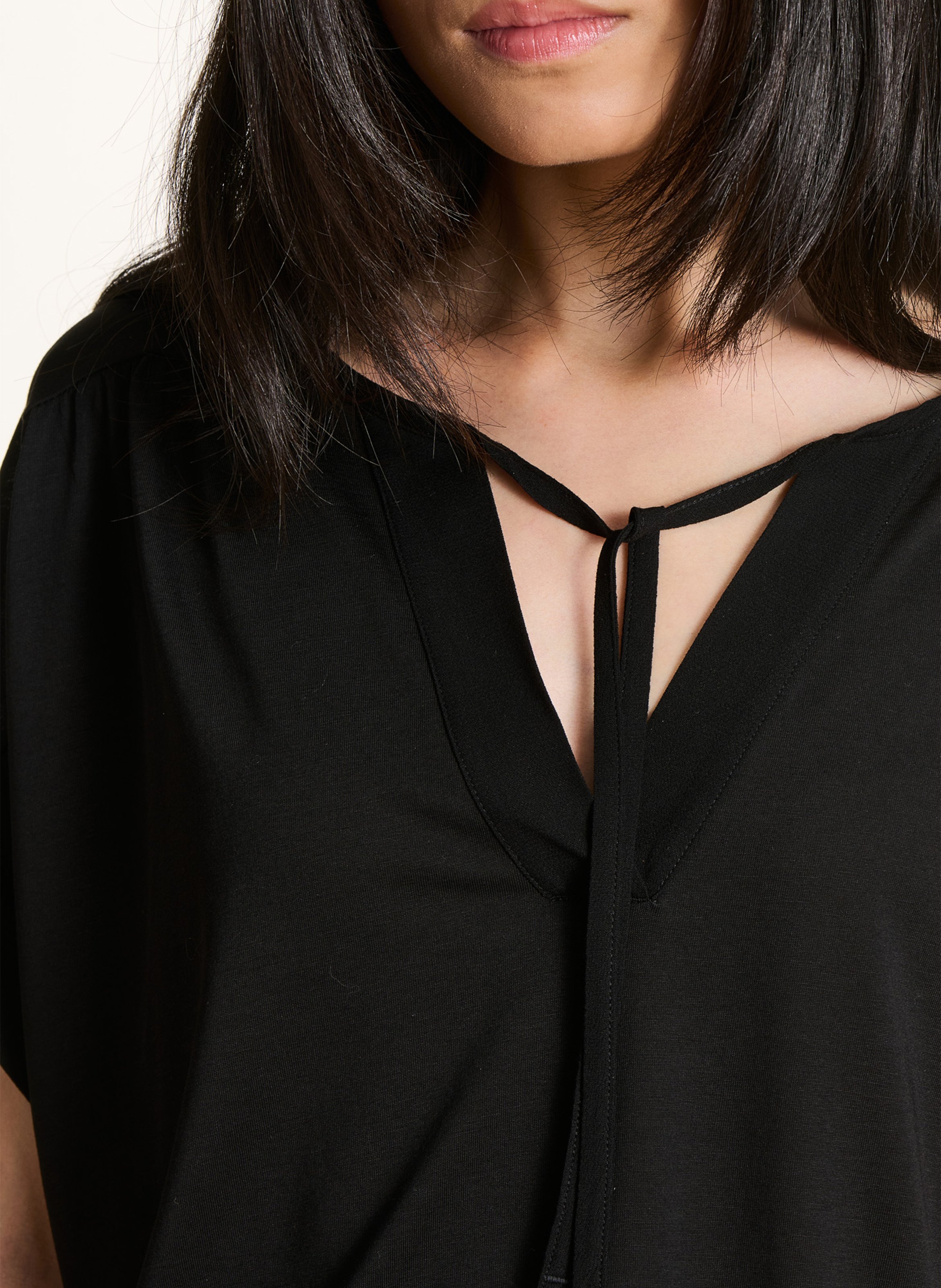 Oversized V-neck T-shirt LA FEE MARABOUTEE Black
