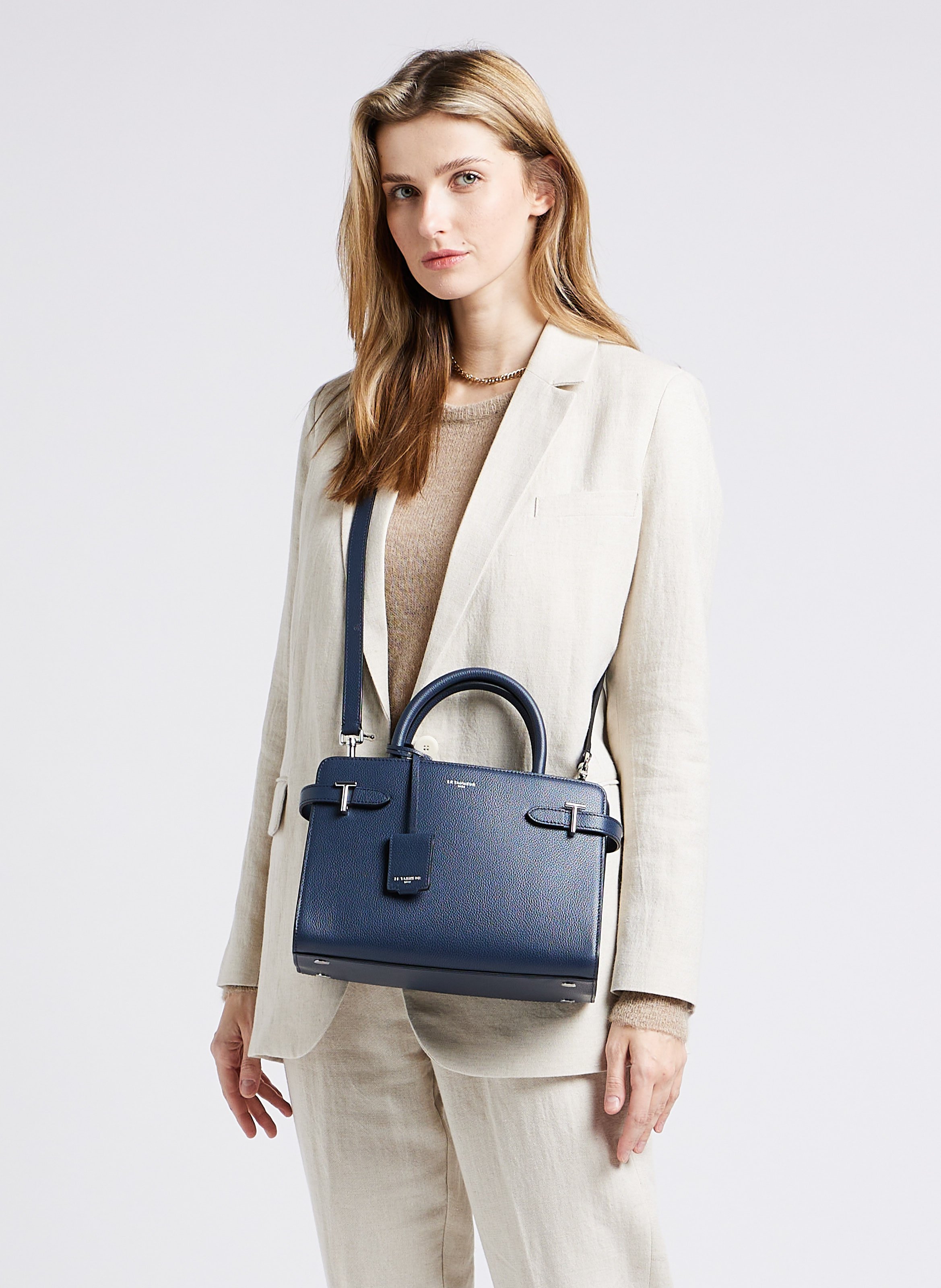 Grained leather handbag Blue
