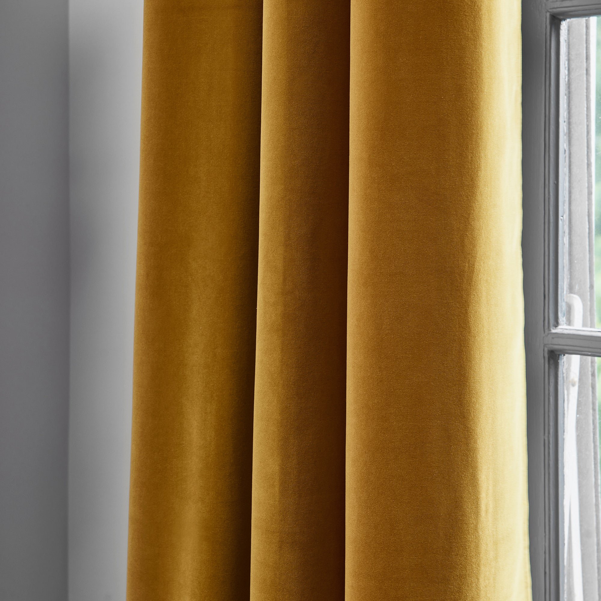 MATIA - Curtain with golden eyelets MADURA Yellow