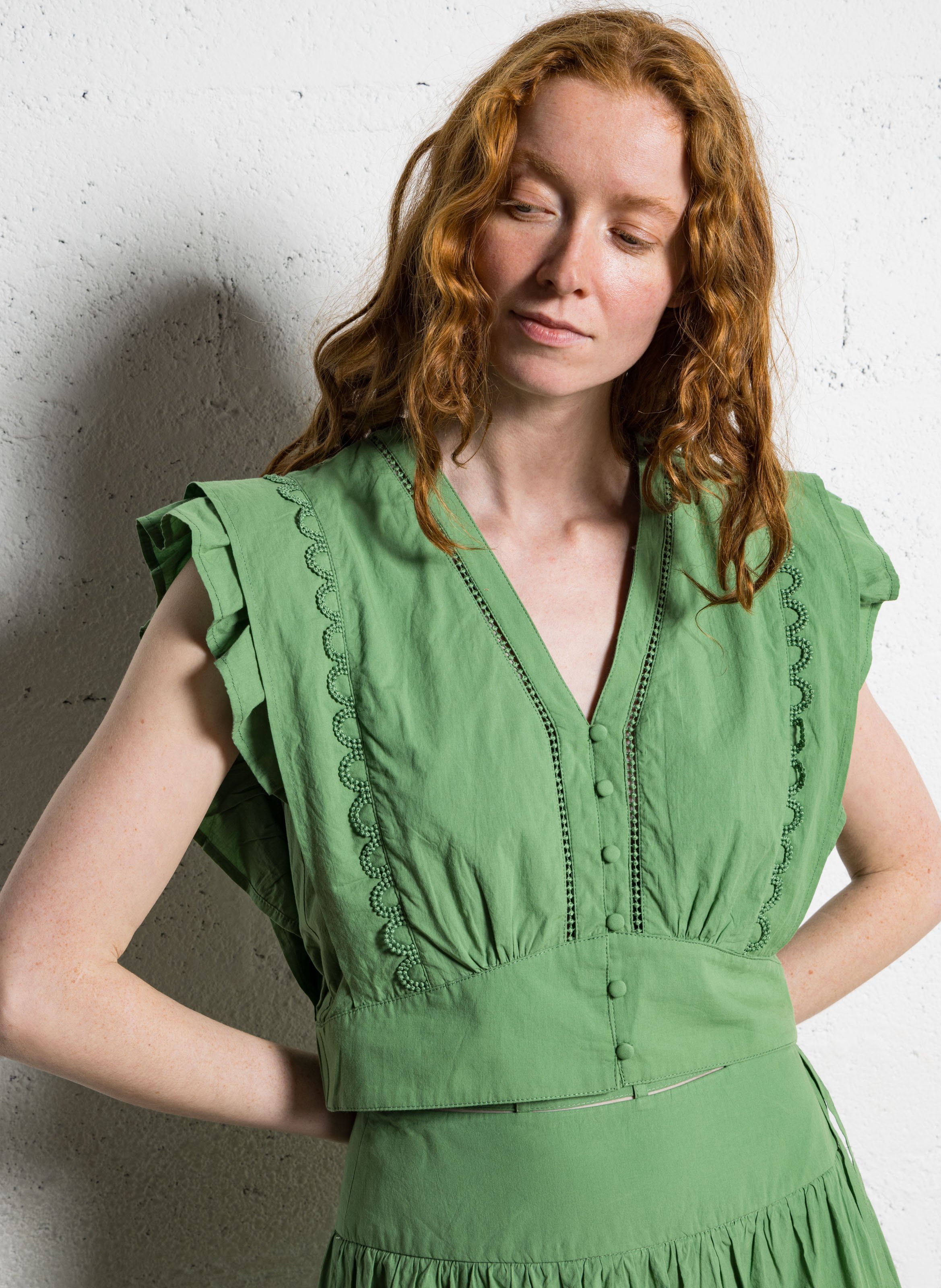 Baumwoll-Top mit V-Ausschnitt SUNCOO Grun