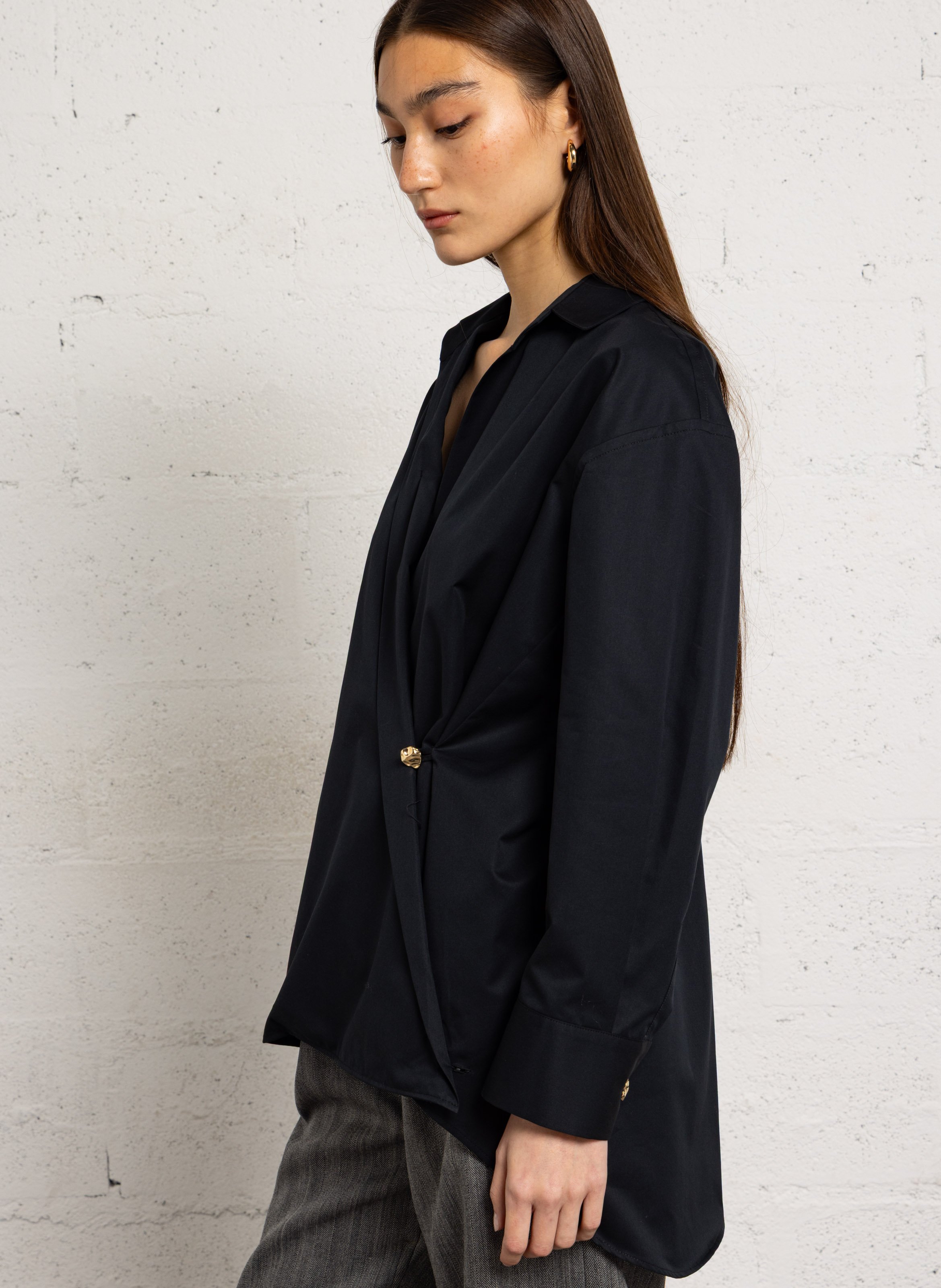 Chemise croisée asymétrique unie | Noir MARGAUX LONNBERG Femme