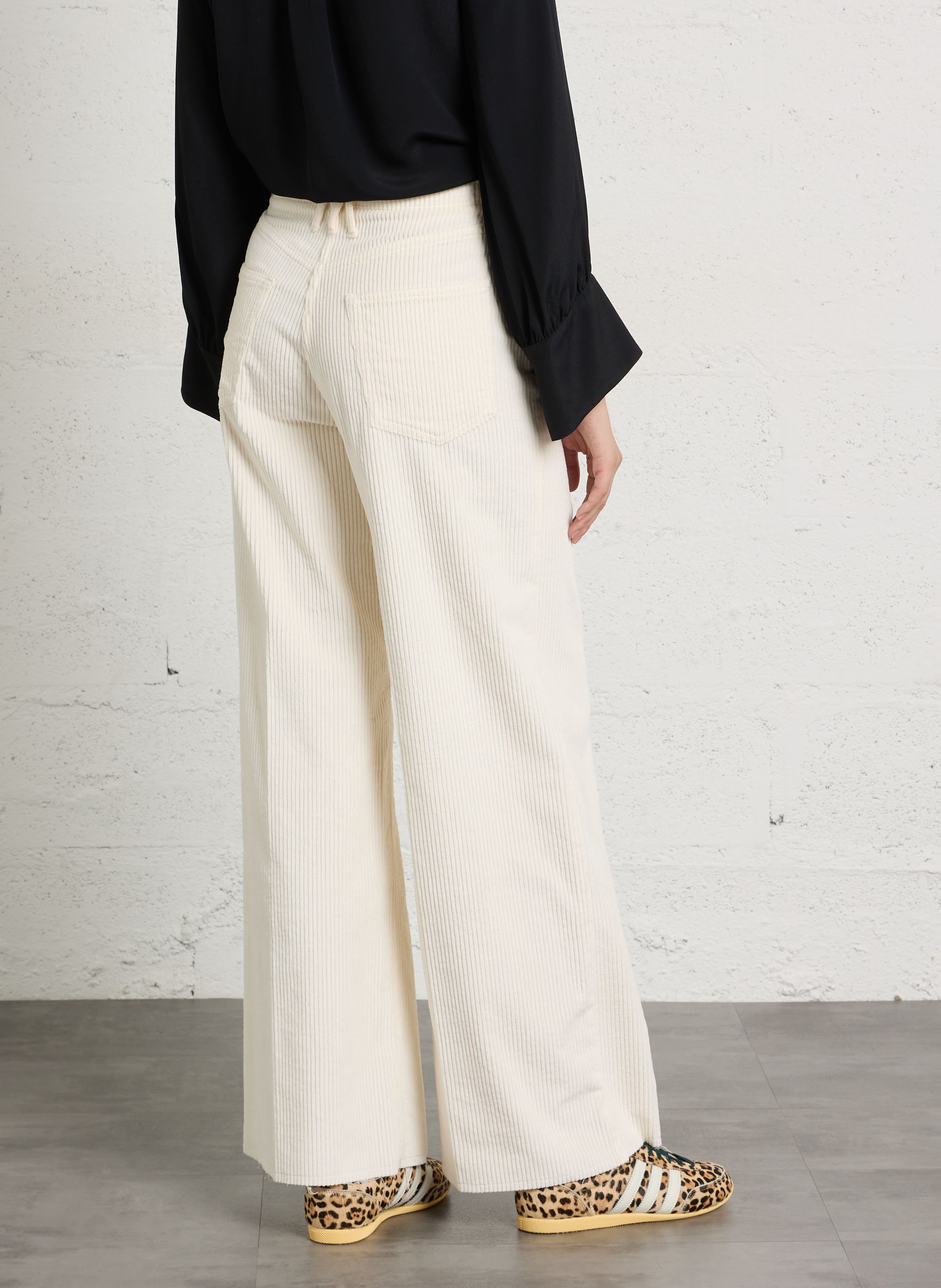 Pantalon droit en velours côtelé de coton MOMONI Beige