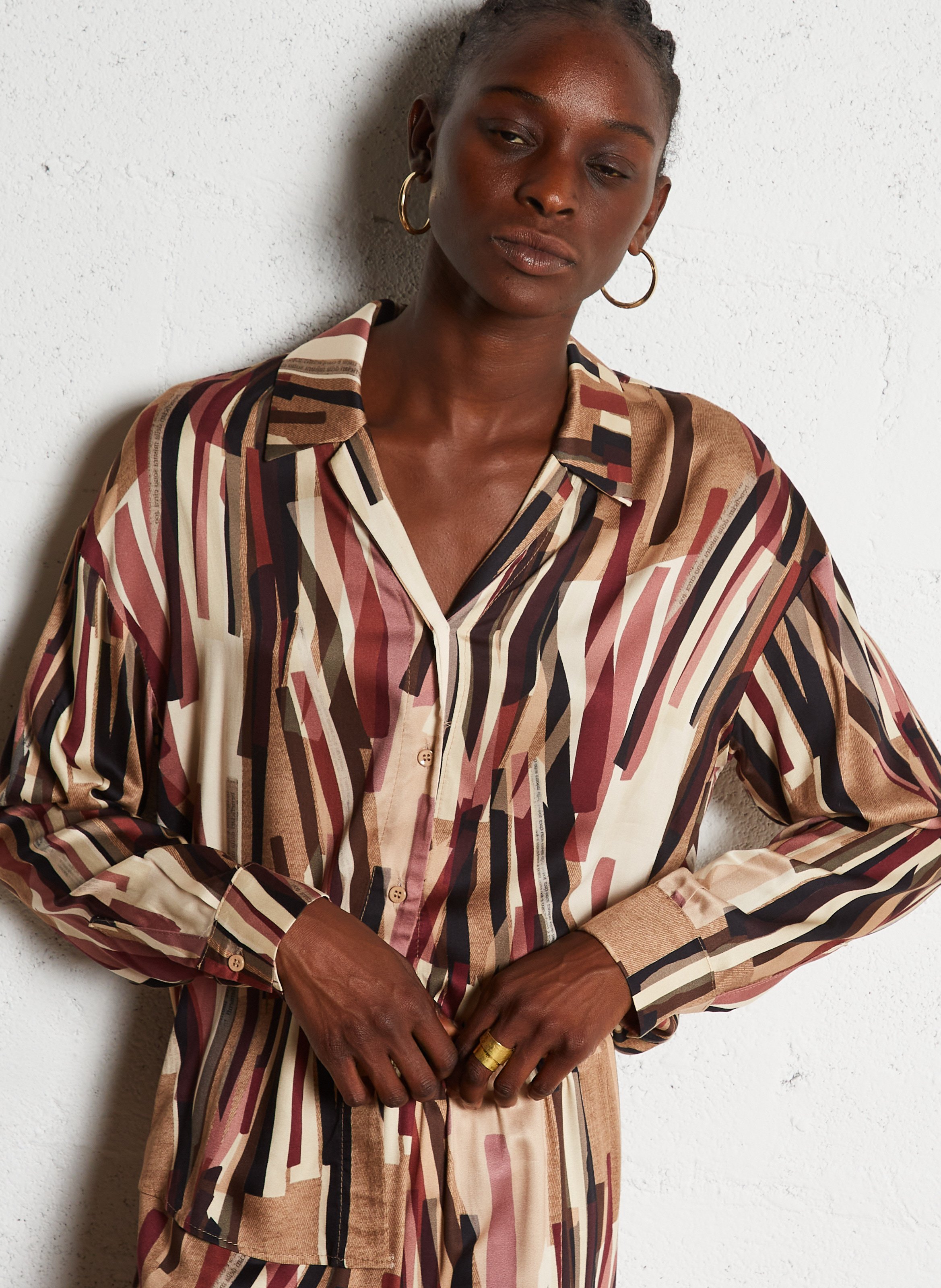Chemise col classique imprimee Beige