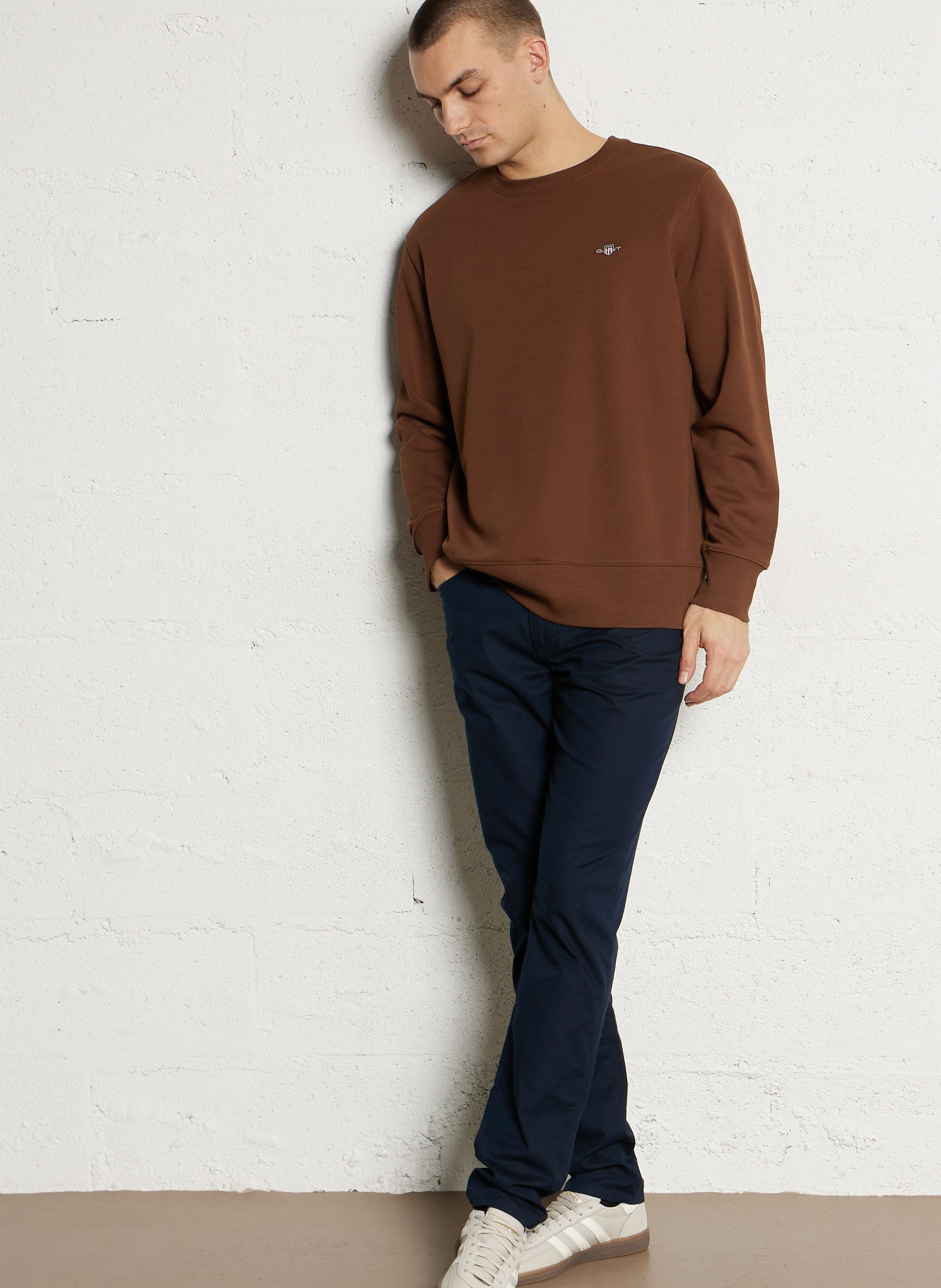 Sweat droit col rond brodé en coton mélangé GANT Marron