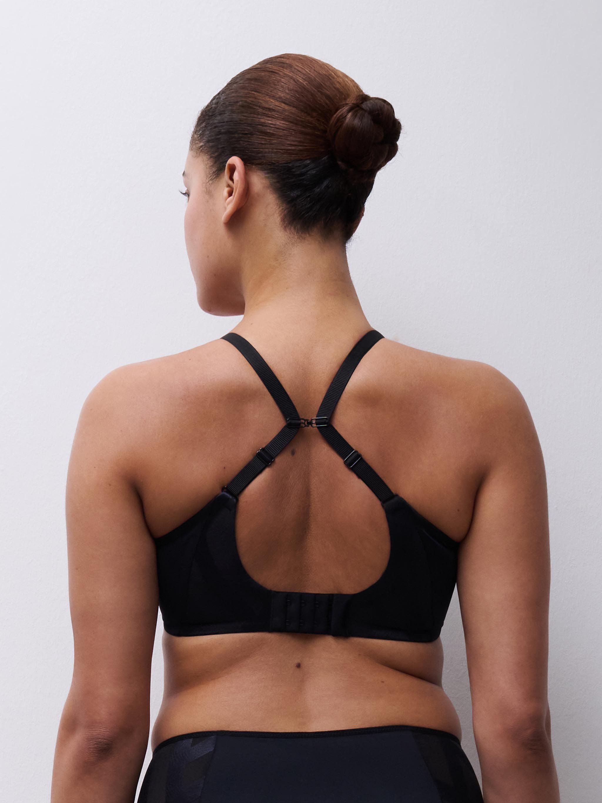 Moulded full-cup bra CHANTELLE Black