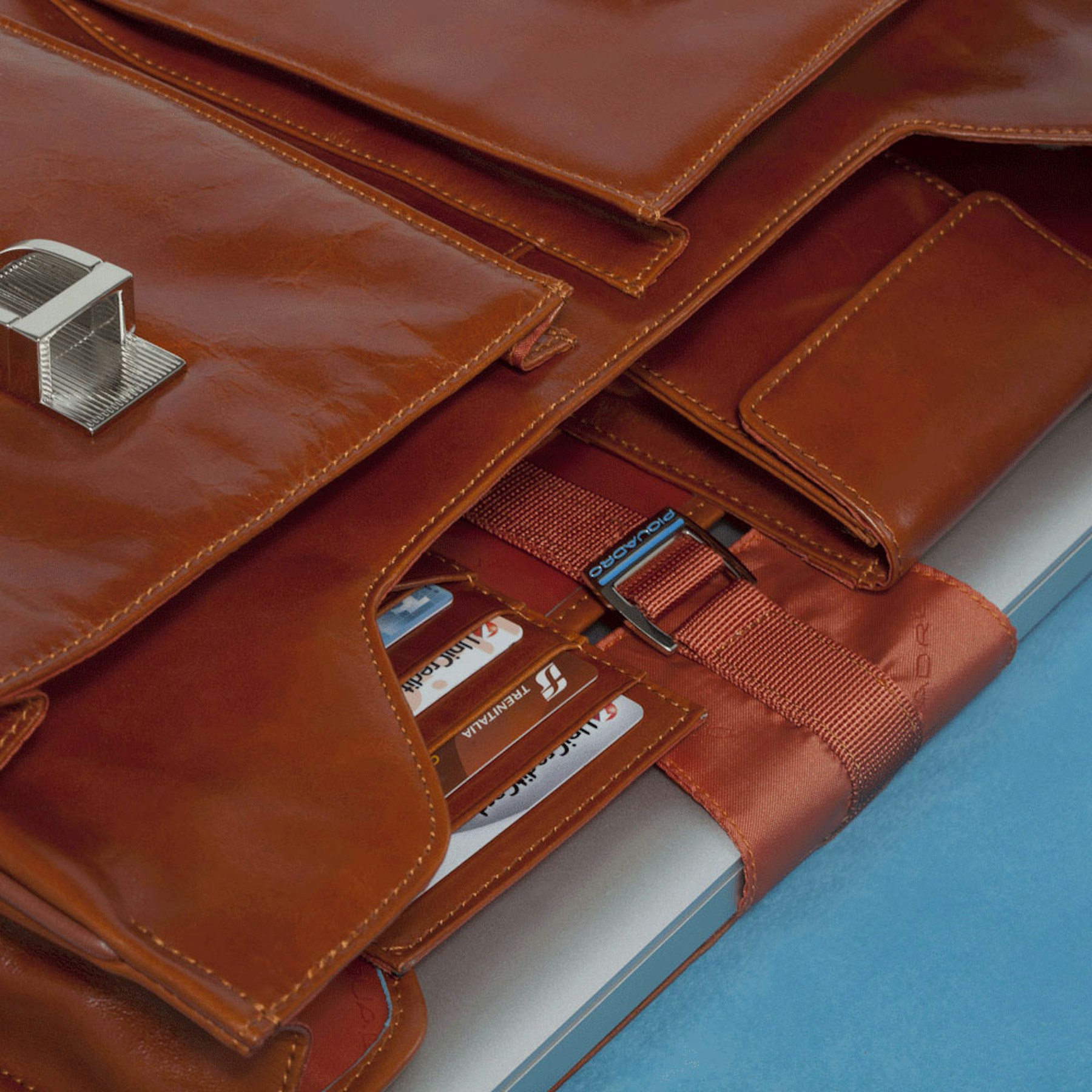 Briefcase PIQUADRO Blue