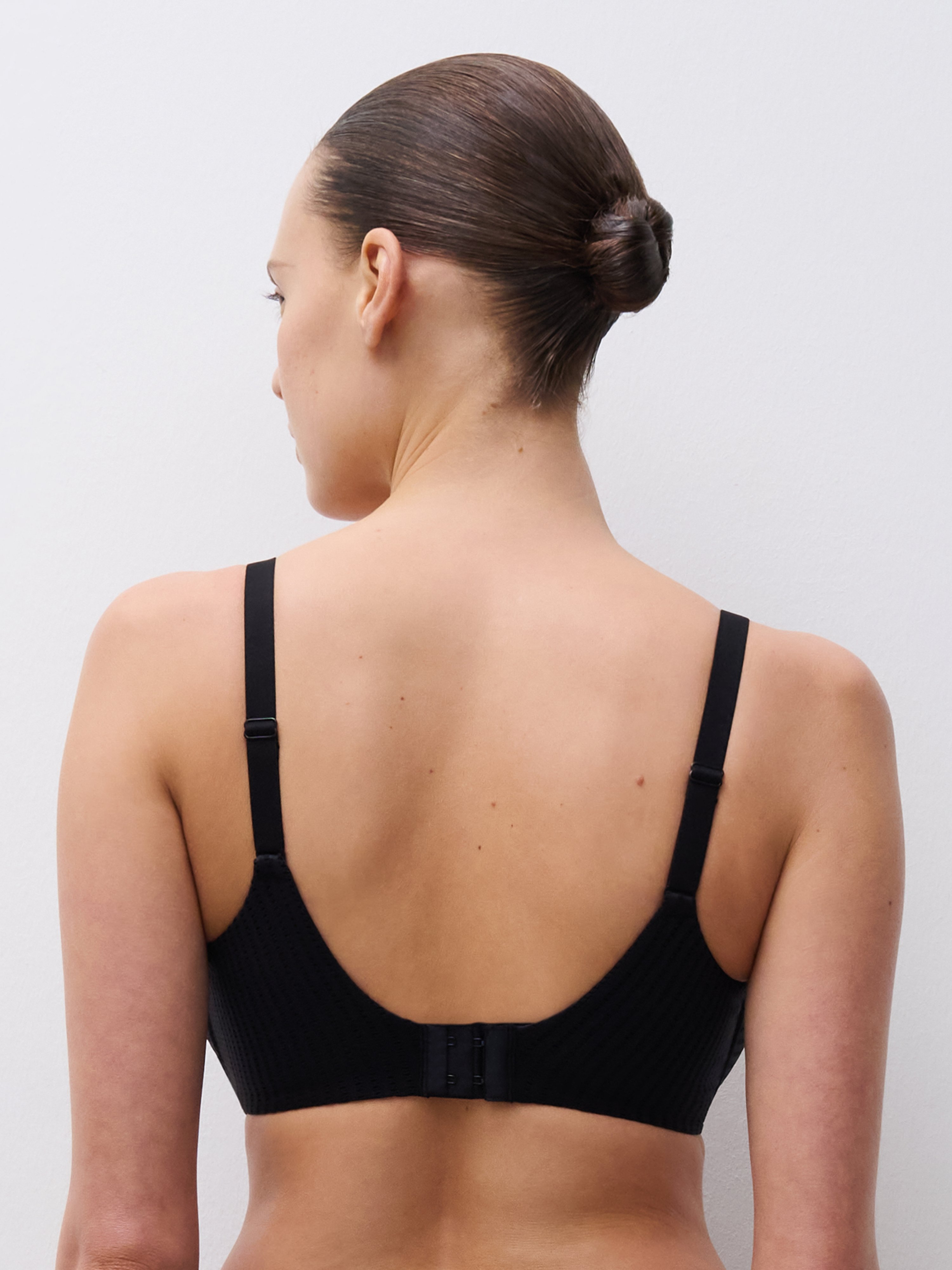 Molded lace balconette bra CHANTELLE Black