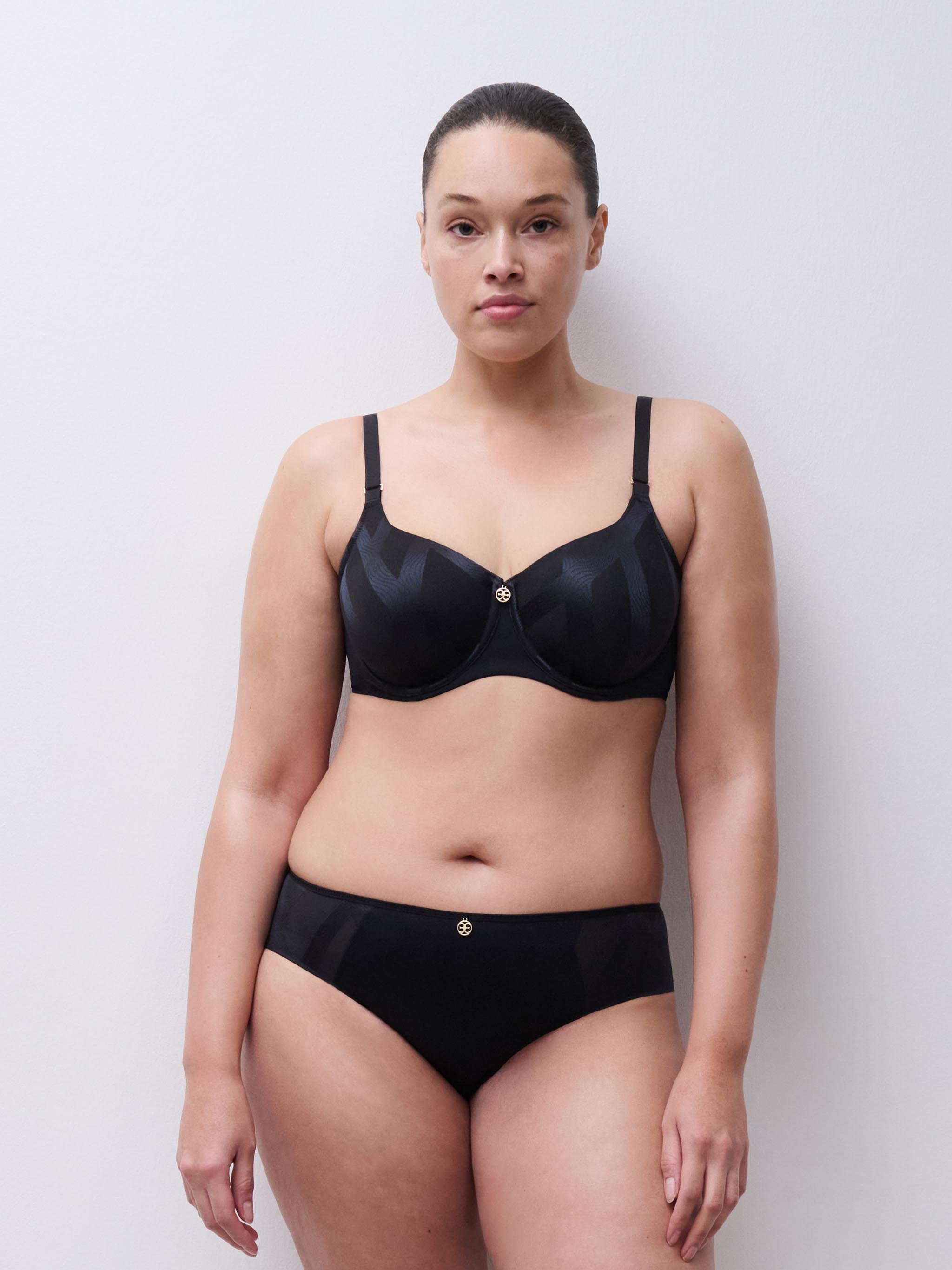 Moulded full-cup bra CHANTELLE Black