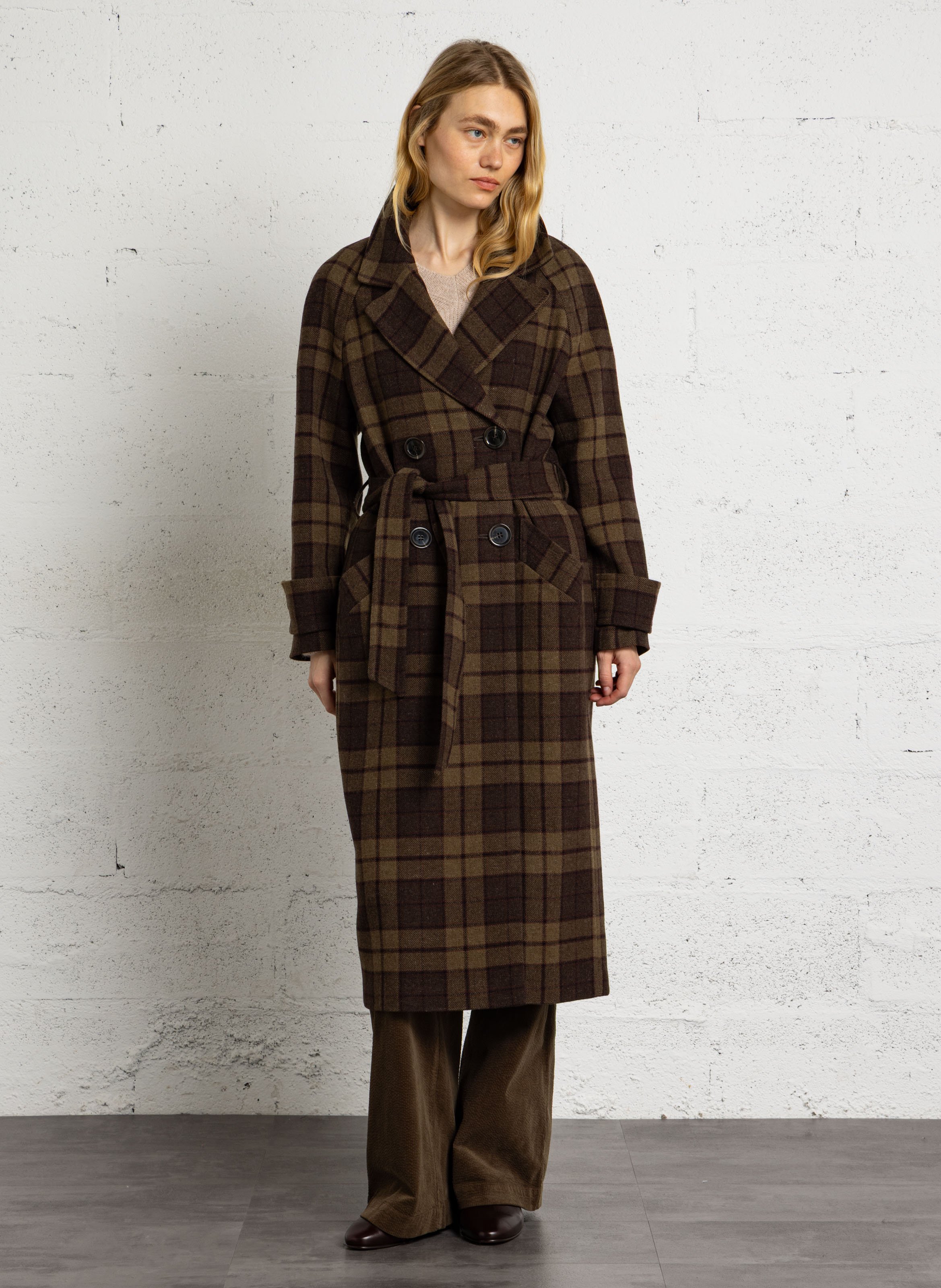 Ausgestellte Hose aus Baumwoll-Mix NICE THINGS Khaki